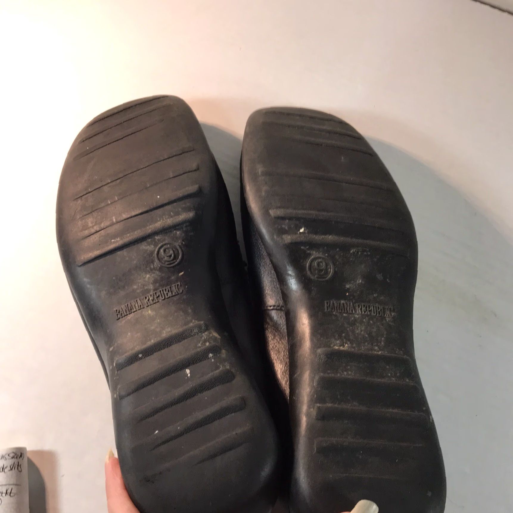 Banana Republic Banana Republic Black Leather Loafers Mens Size 9 Slip On Round Toe Size US 9 / EU 42 - 6 Thumbnail