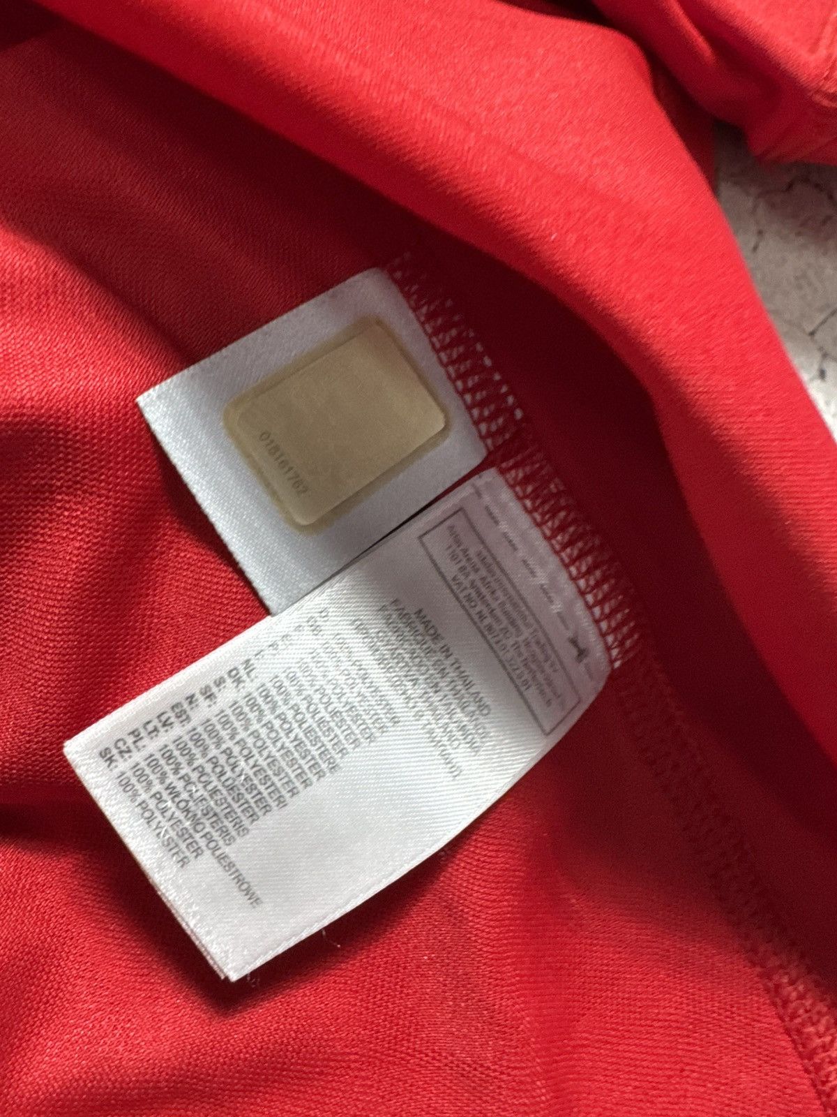 Adidas Adidas FC Liverpool 2010/2012 Vintage Soccer Jersey Size US L / EU 52-54 / 3 - 10 Thumbnail