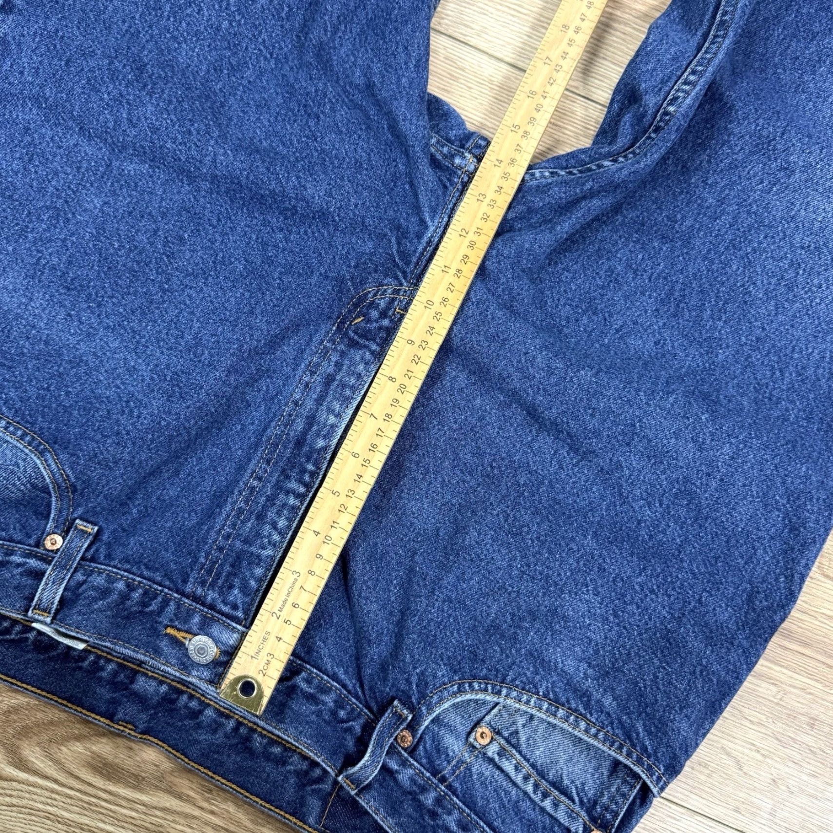 Levi's VINTAGE Levi's 505 Jeans Dark Wash Denim Regular Fit Adult 42x32 Straight Mens Size US 42 / EU 58 - 6 Thumbnail