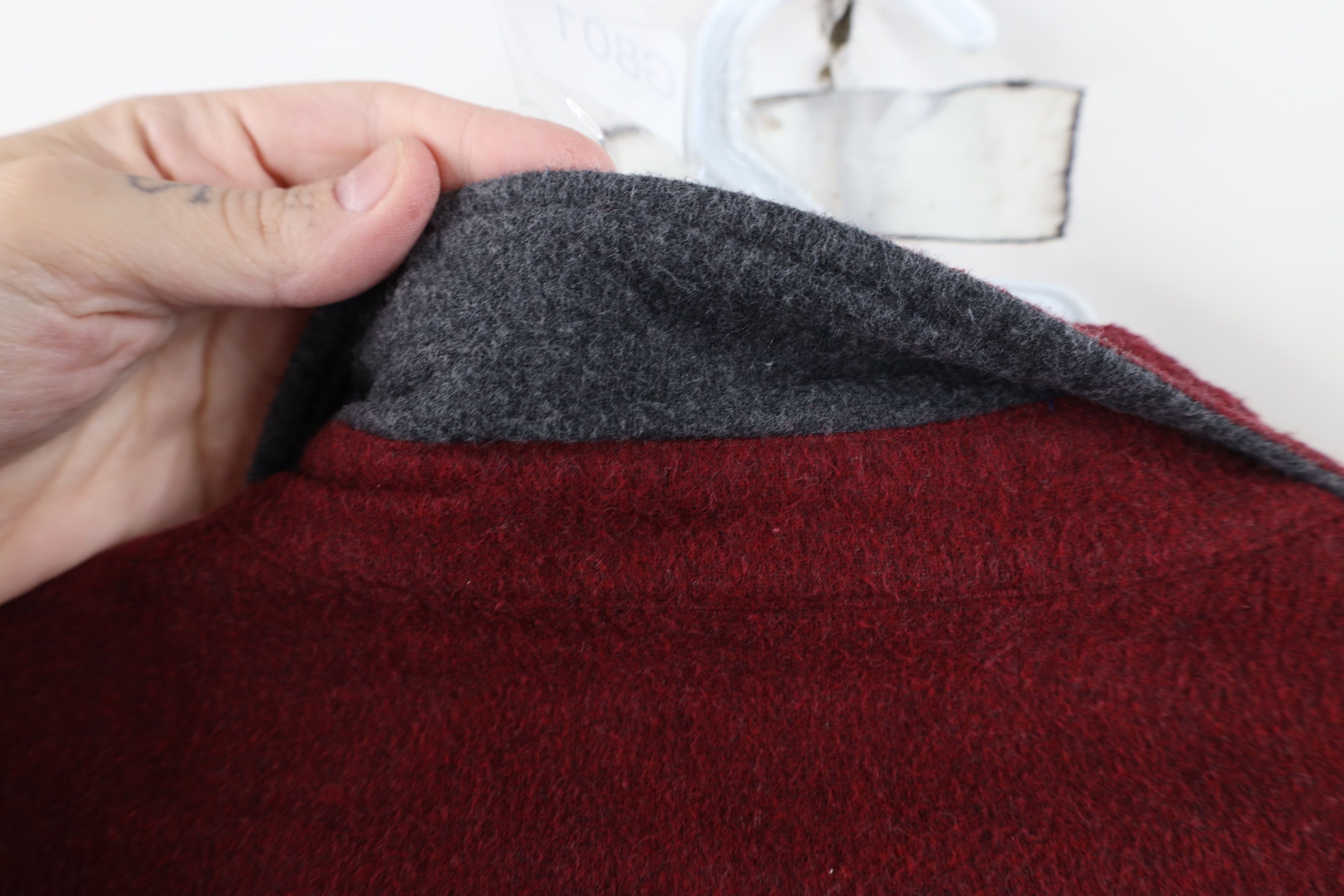 Vintage Vintage 90s Streetwear Cloth Collared Button Shirt Red Size US XL / EU 56 / 4 - 9 Thumbnail