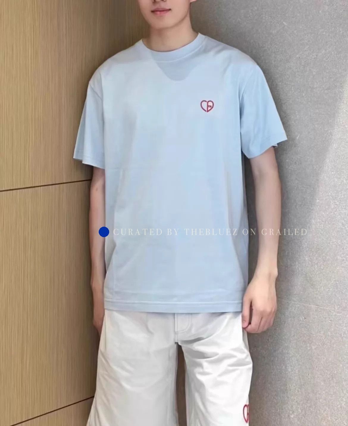 Dior Gray Short-Sleeve T-Shirt with Heart Emblem Size US S / EU 44-46 / 1 - 1 Thumbnail