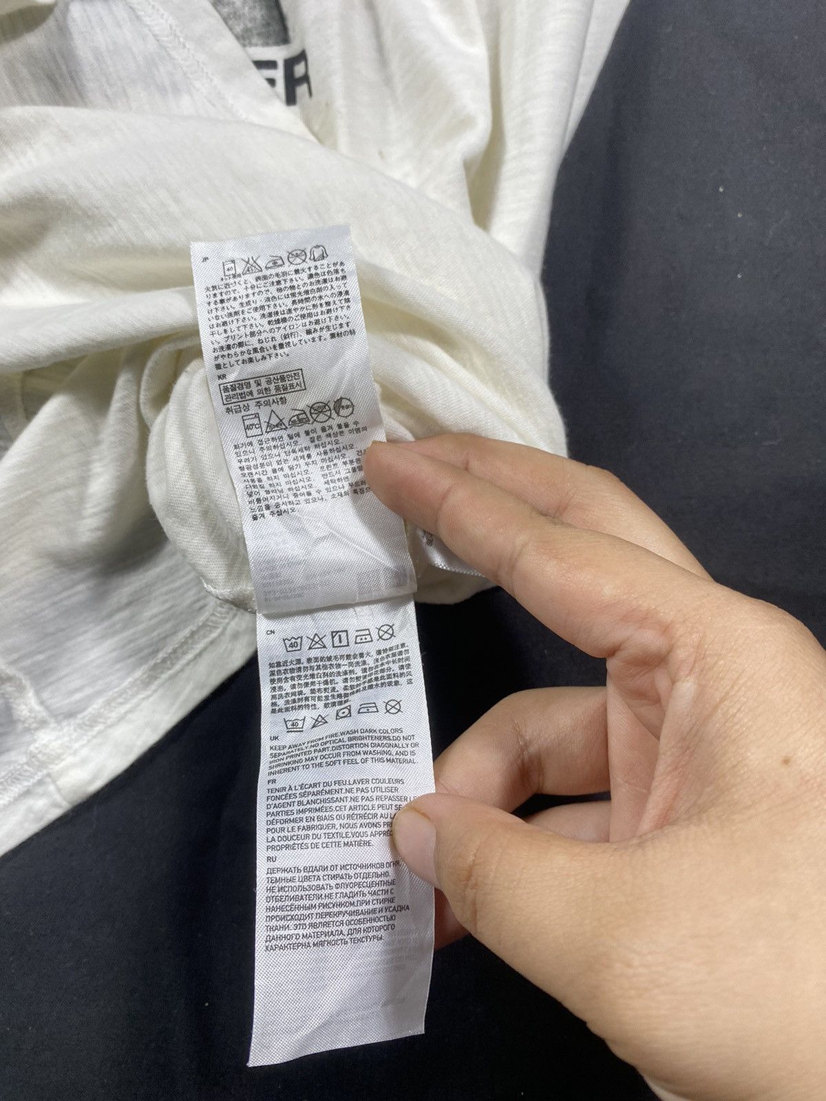 Undercover × Uniqlo Uniqlo UnderCover New Standard Family Long slevee Size US L / EU 52-54 / 3 - 6 Thumbnail