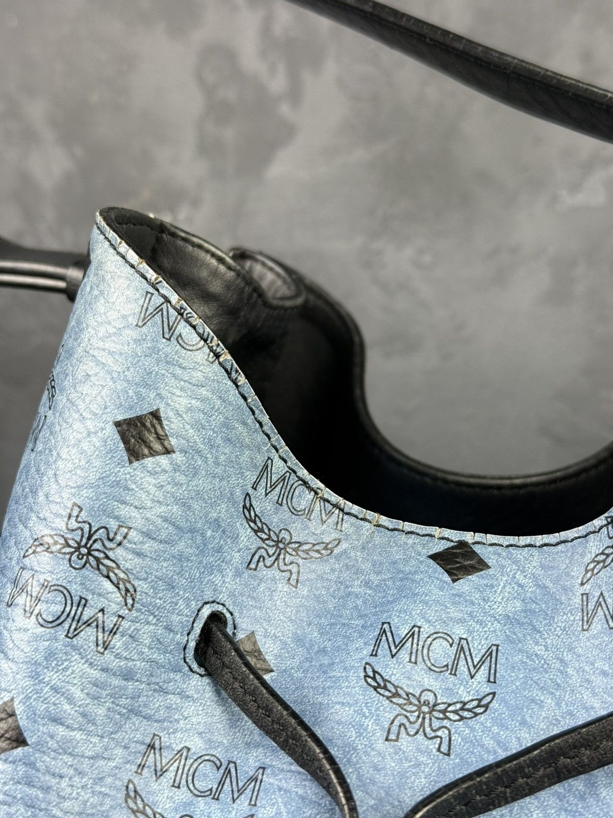 Maison Mollerus MCM Blue Visetos Drawstring Bucket Shoulder Bag Leather Size ONE SIZE - 8 Thumbnail