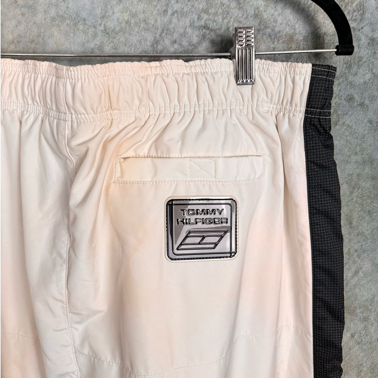 Tommy Hilfiger × Vintage VTG 90s Tommy Hilfiger Track Pants Mens XL White Size US 34 / EU 50 - 4 Thumbnail