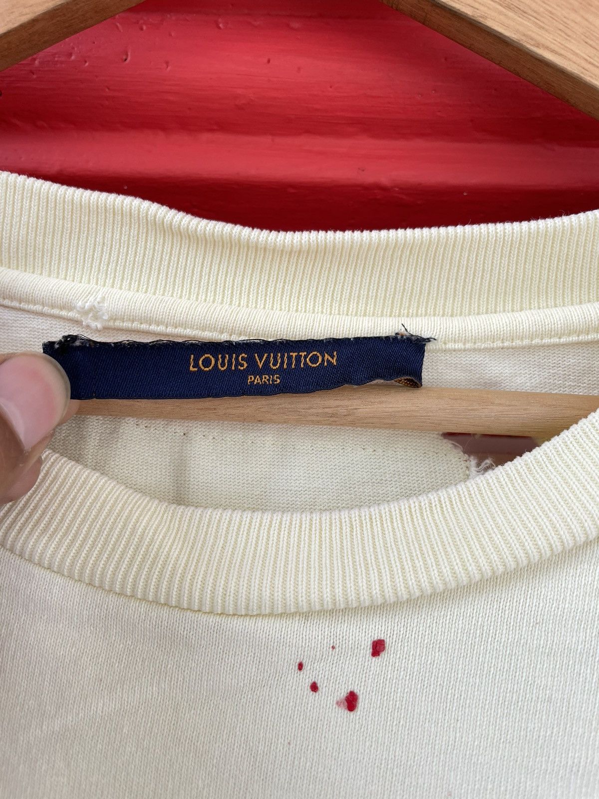 Louis Vuitton Distressed Louis Vuitton Plain Splatter Paint rework Tshirt Size US L / EU 52-54 / 3 - 5 Thumbnail