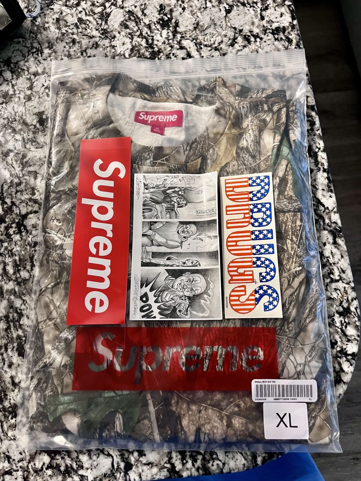 Realtree Supreme real tree tee Size US XL / EU 56 / 4 - 5 Thumbnail