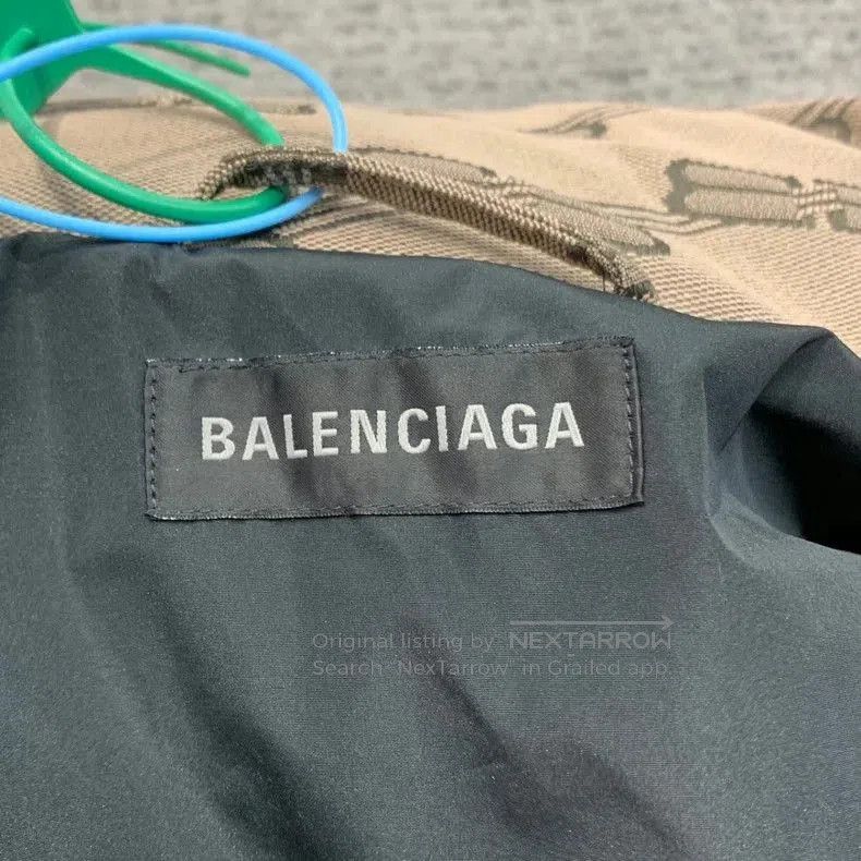 Balenciaga Balenciaga Double B Print Puffer Jacket. Size US M / EU 48-50 / 2 - 4 Thumbnail