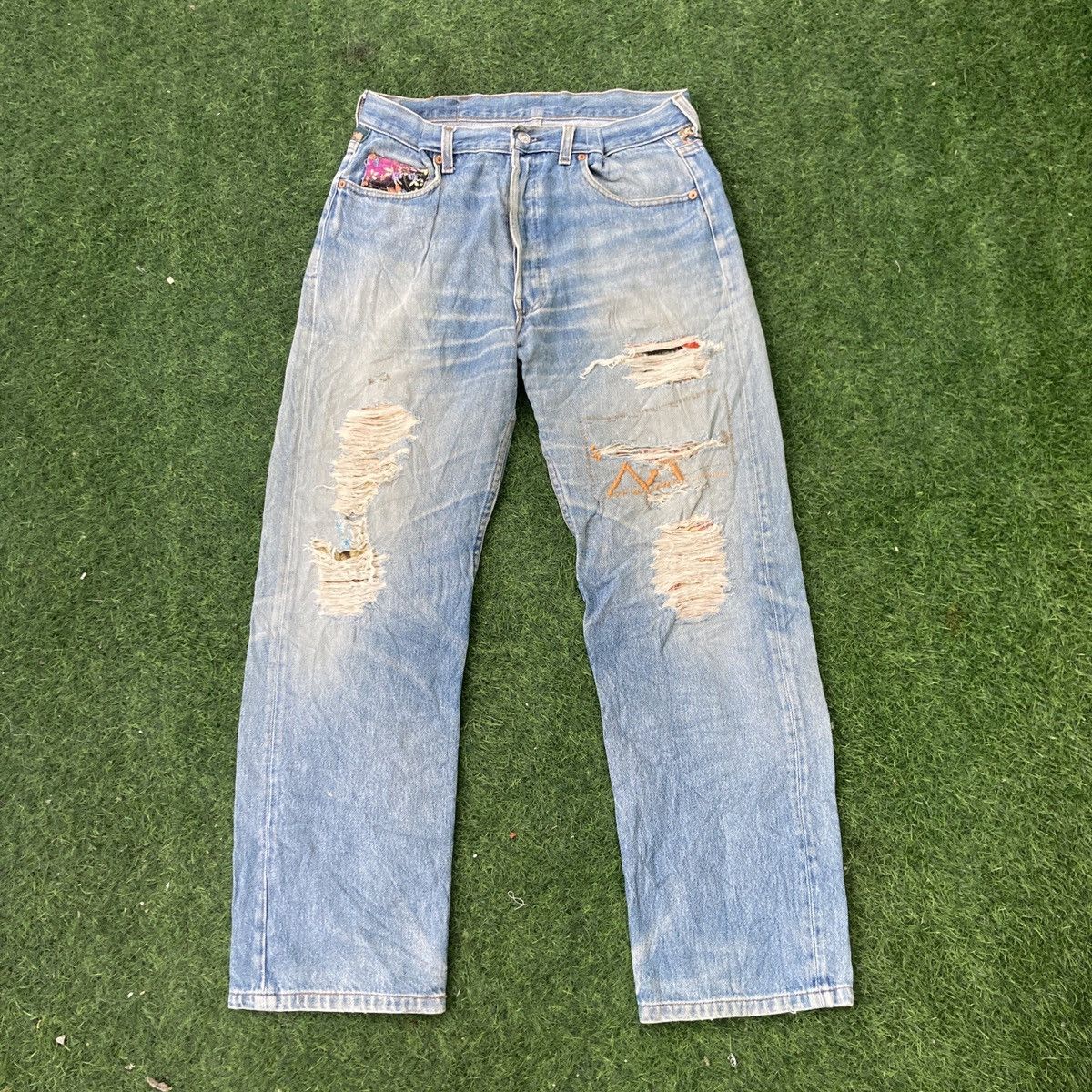 Levi's × Levi's Vintage Clothing × Vintage VINTAGE 90s LEVI’S 501 DISTRESSED JEANS Size US 34 / EU 50 - 2 Thumbnail