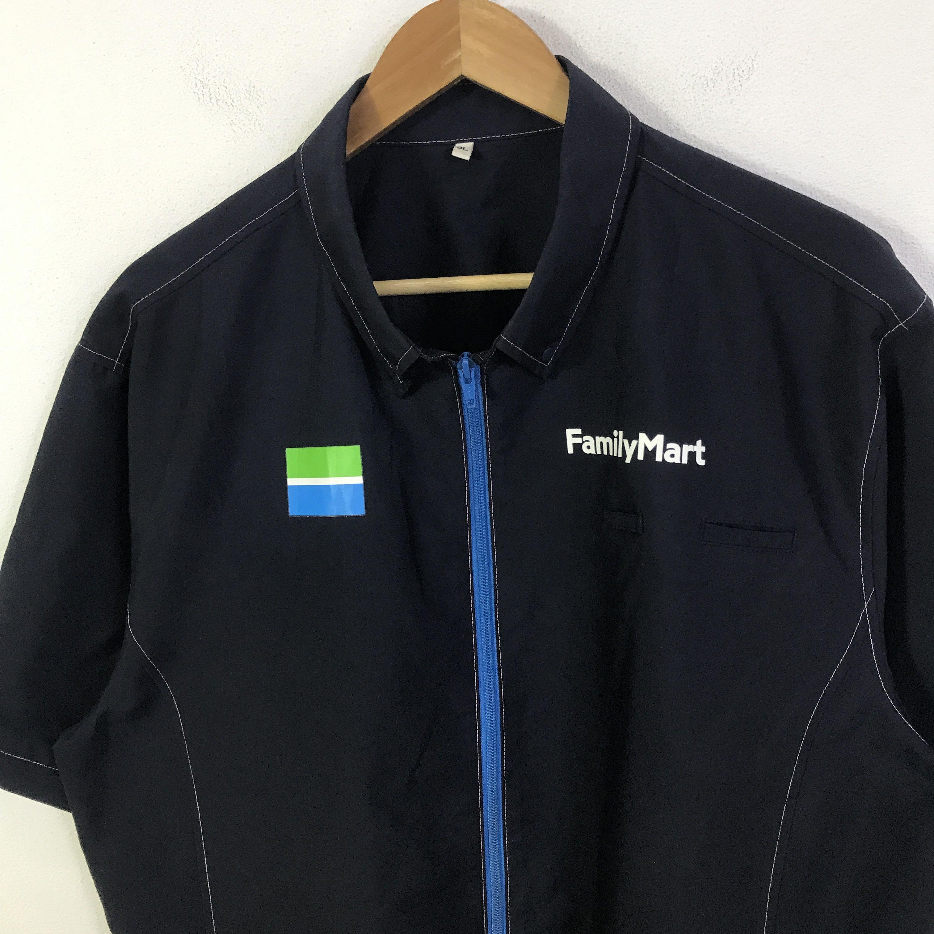 Japanese Brand family mart worker japan jacket K128B10 Size US L / EU 52-54 / 3 - 2 Thumbnail