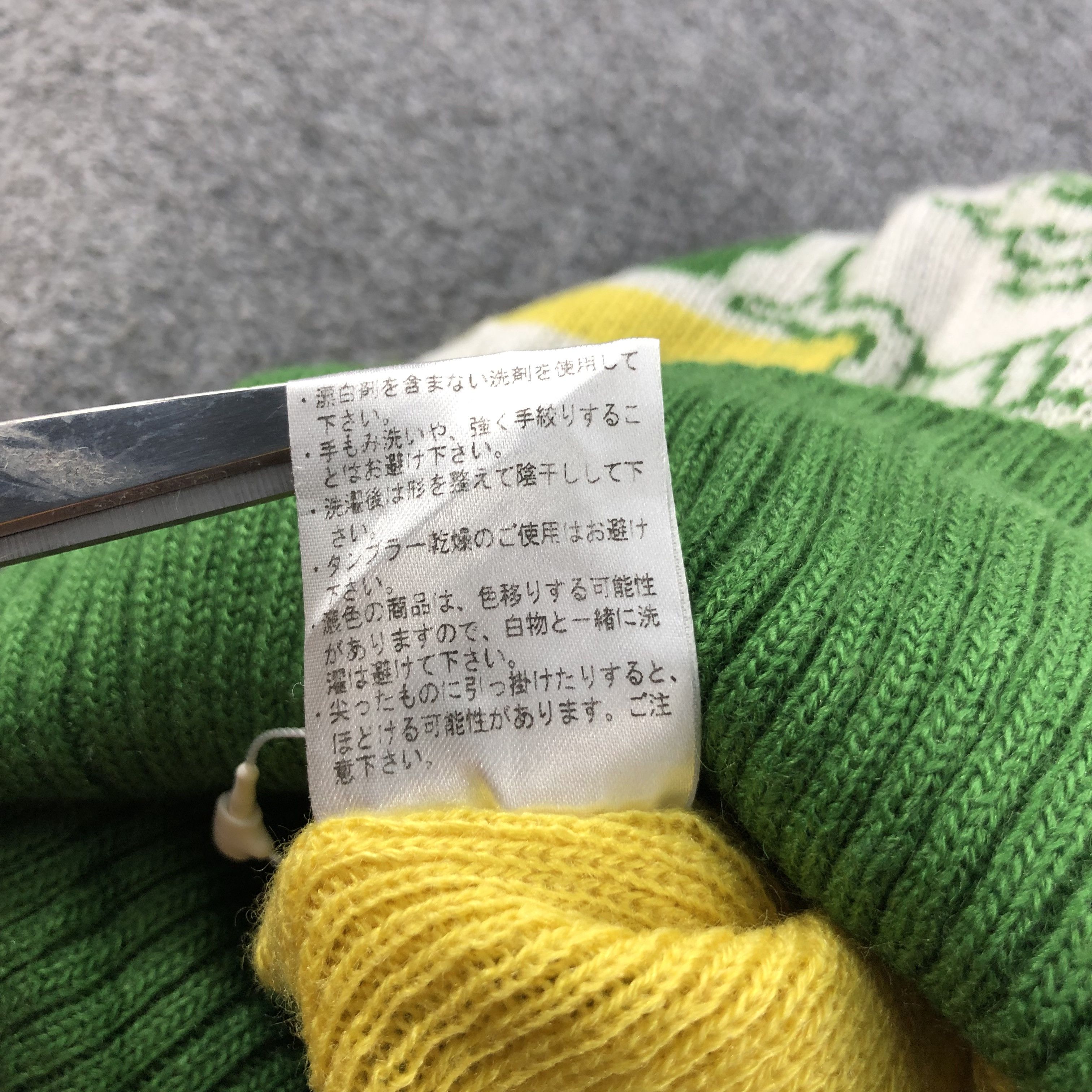 Japanese Brand Japan 1984 Bobble Beanie Snowcap Snow Hat B62 Size ONE SIZE - 8 Thumbnail