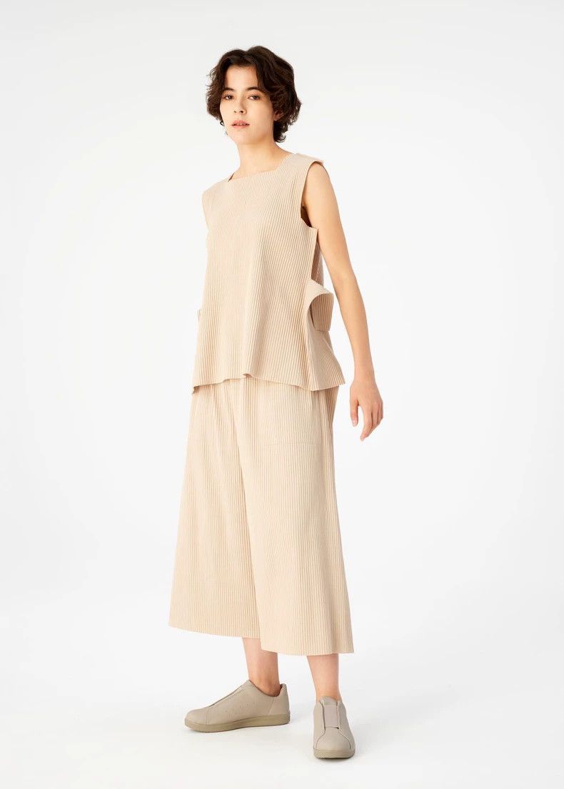 Issey Miyake Issey Miyake Beige pleated straight-leg pants Size 30" / US 8 / IT 44 - 7 Thumbnail