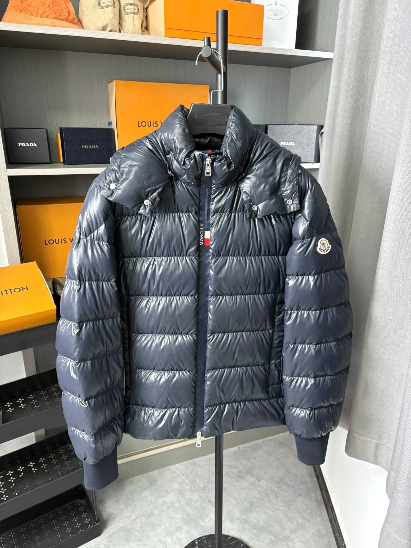 Moncler Moncler Down Blue Heavy Coat S Men Size US S / EU 44-46 / 1 - 1 Thumbnail