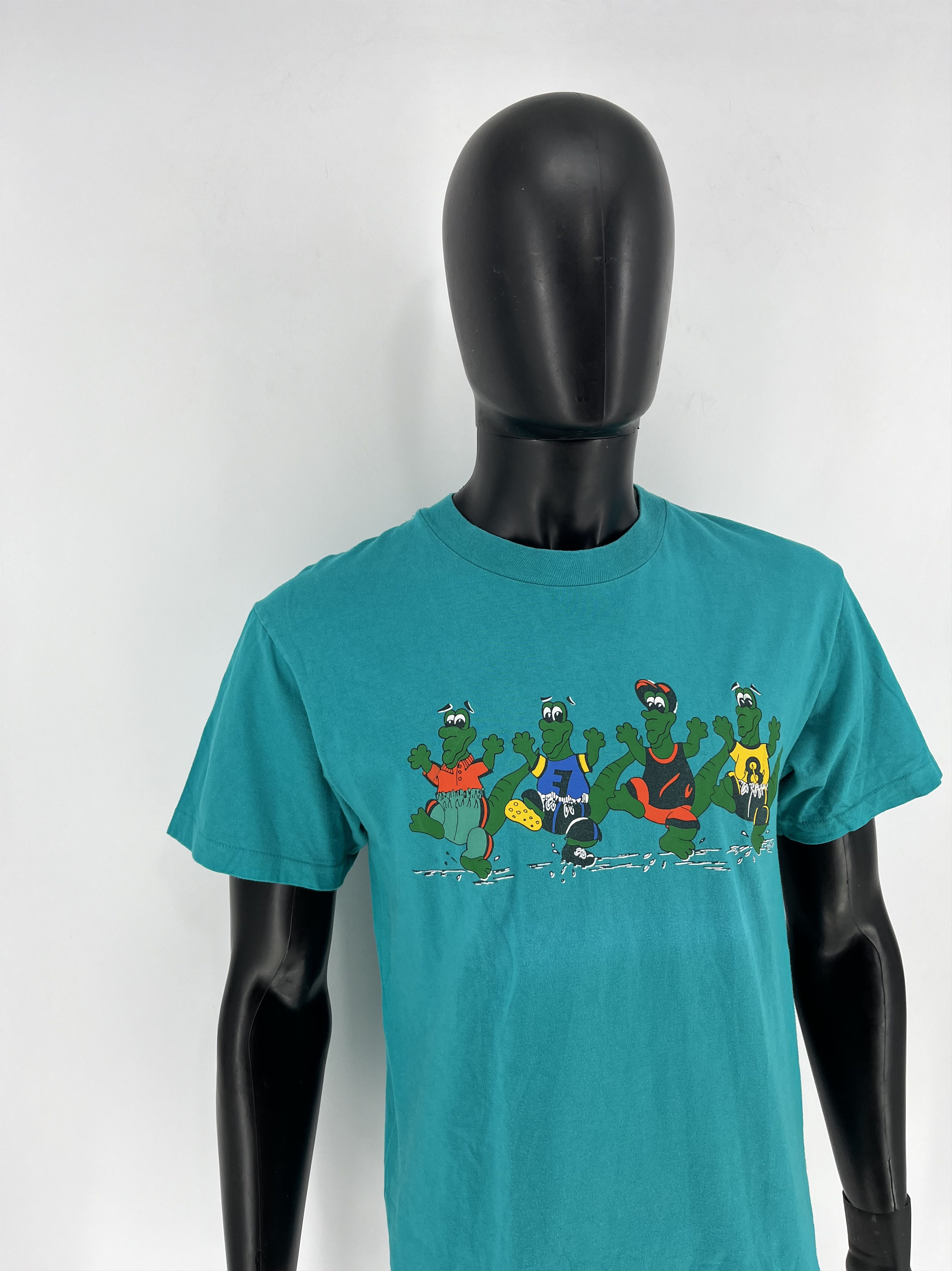 Vintage Vintage Croc T Shirt Mens 90s 80s Art Museum Made in USA Size US M / EU 48-50 / 2 - 4 Thumbnail