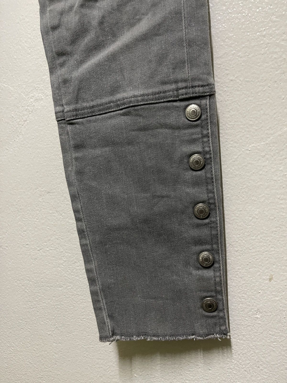 Undercover × Uniqlo Uniqlo Undercover Jeans Size 32" / US 10 / IT 46 - 8 Thumbnail