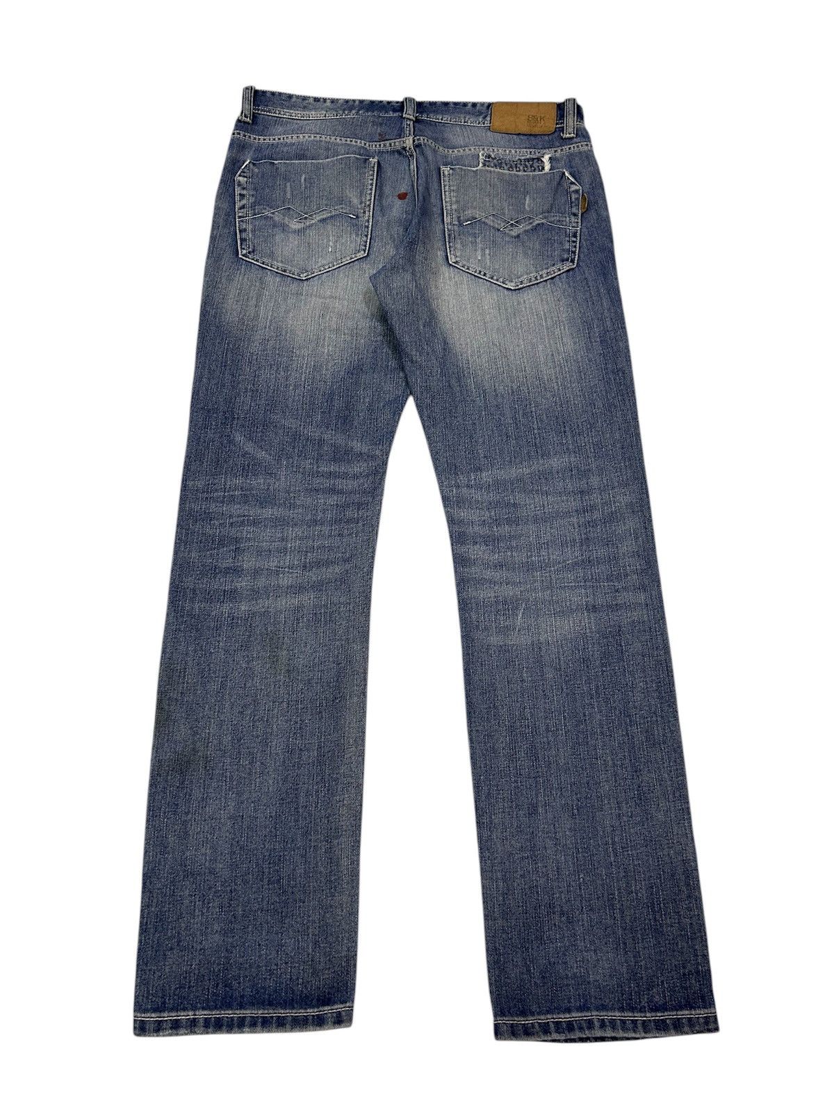 Japanese Brand × Vintage Vintage Japanese Blue Wash Patches Style Distressed Jeans Size US 35 - 2 Thumbnail