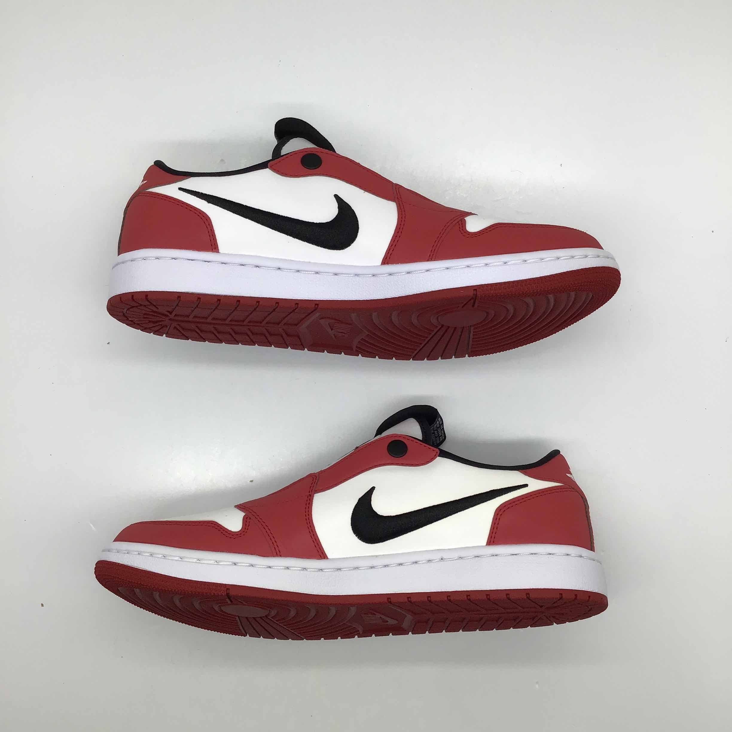 Wmns Air Jordan Low Slip Chicago