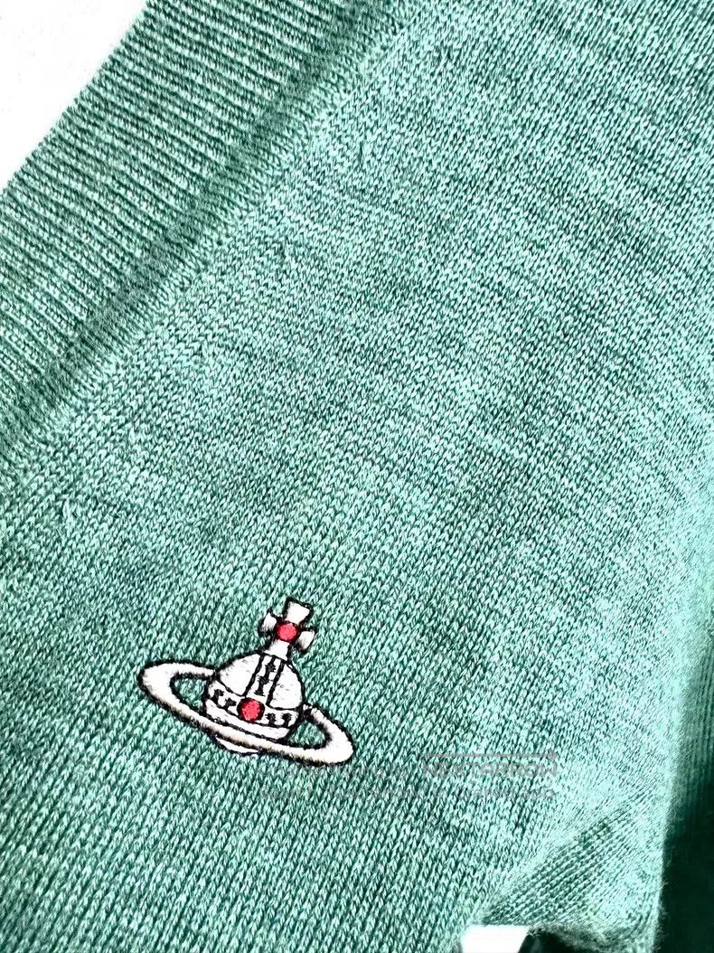 Vivienne Westwood Vivienne Westwood Grass green V-neck Saturn knitted sweate Size S / US 4 / IT 40 - 7 Thumbnail