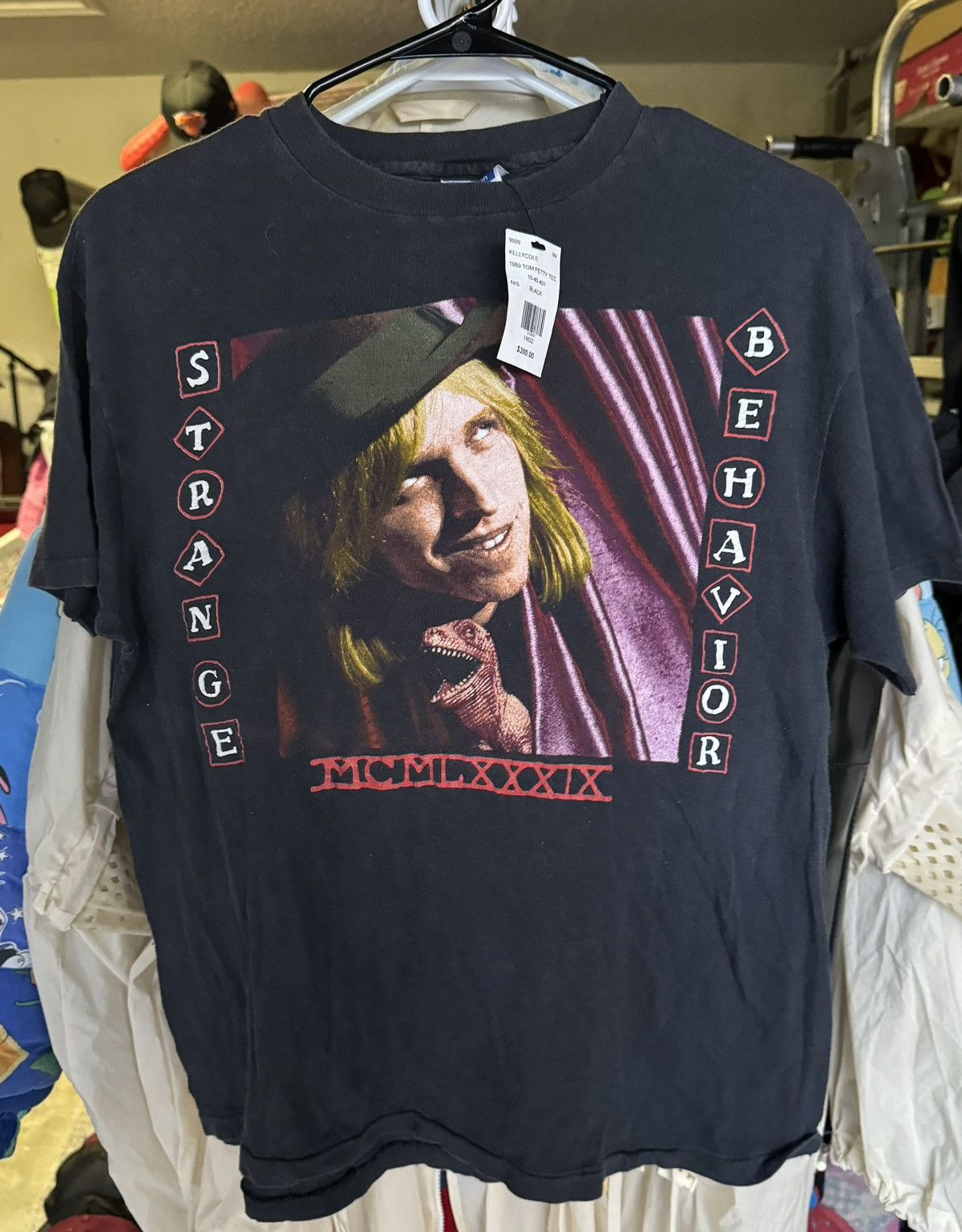 Hanes 1989 Tom Petty Strange Behavior shirt Size US L / EU 52-54 / 3 - 1 Preview