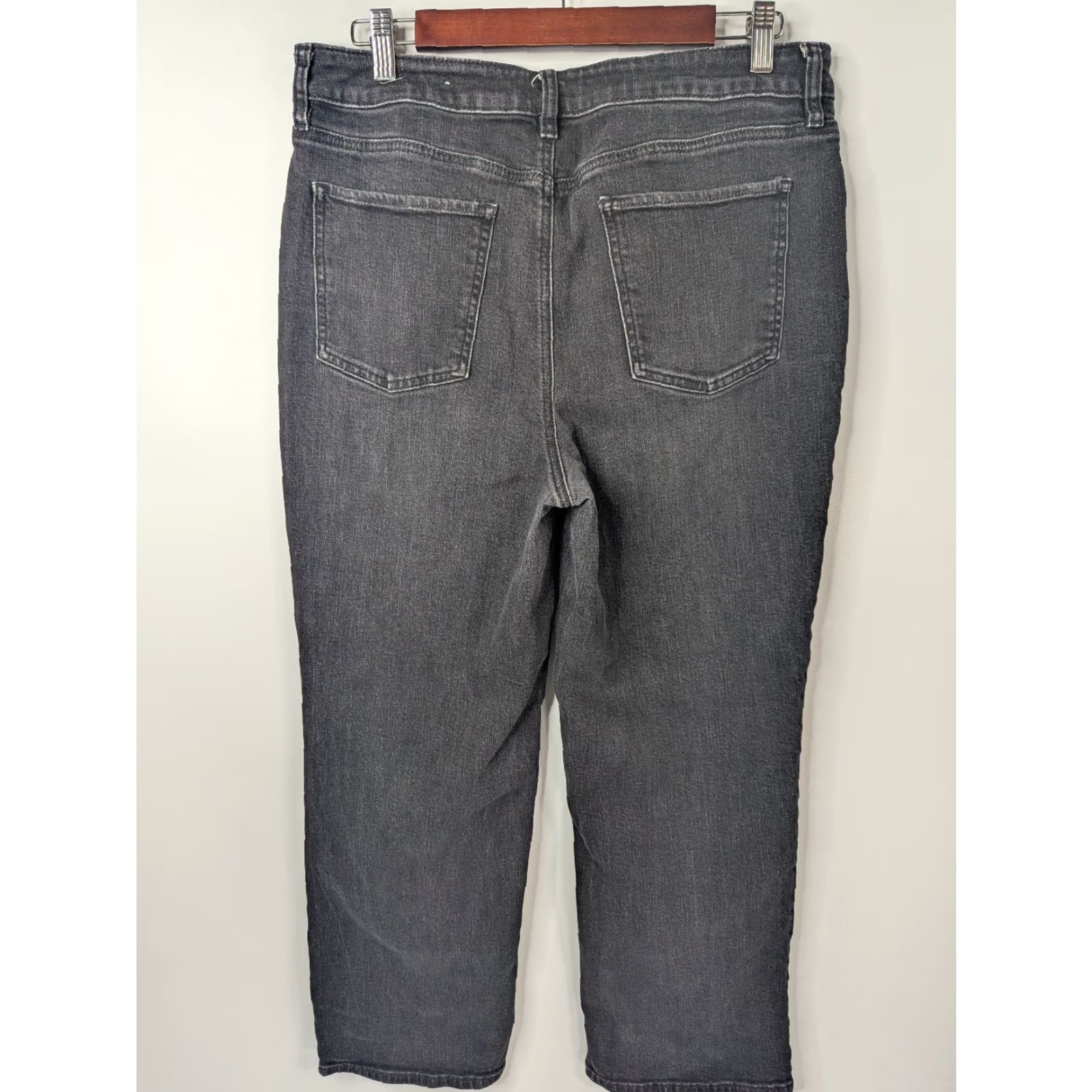 Vintage Chico's Jeans Main: Chico's High Rise Straight Leg Crop Charcoal Wash Size L Jeans Black Denim Women Regular 2 XS? Size 36" / US 14 / IT 50 - 3 Thumbnail