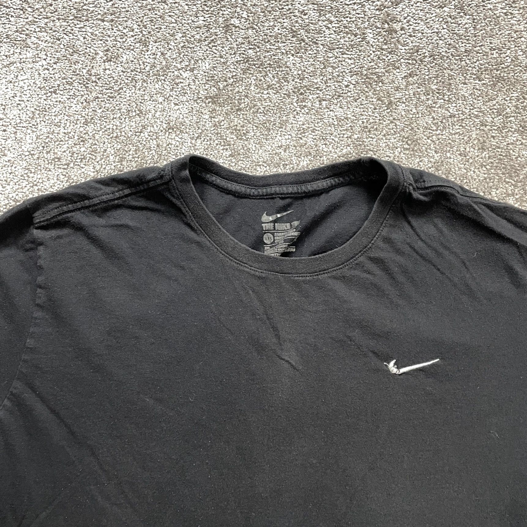 Nike VINTAGE Nike T-Shirt Men XXL Black Solid Crew Neck Cotton Short Sleeve Sports Casual Size US XXL / EU 58 / 5 - 3 Thumbnail