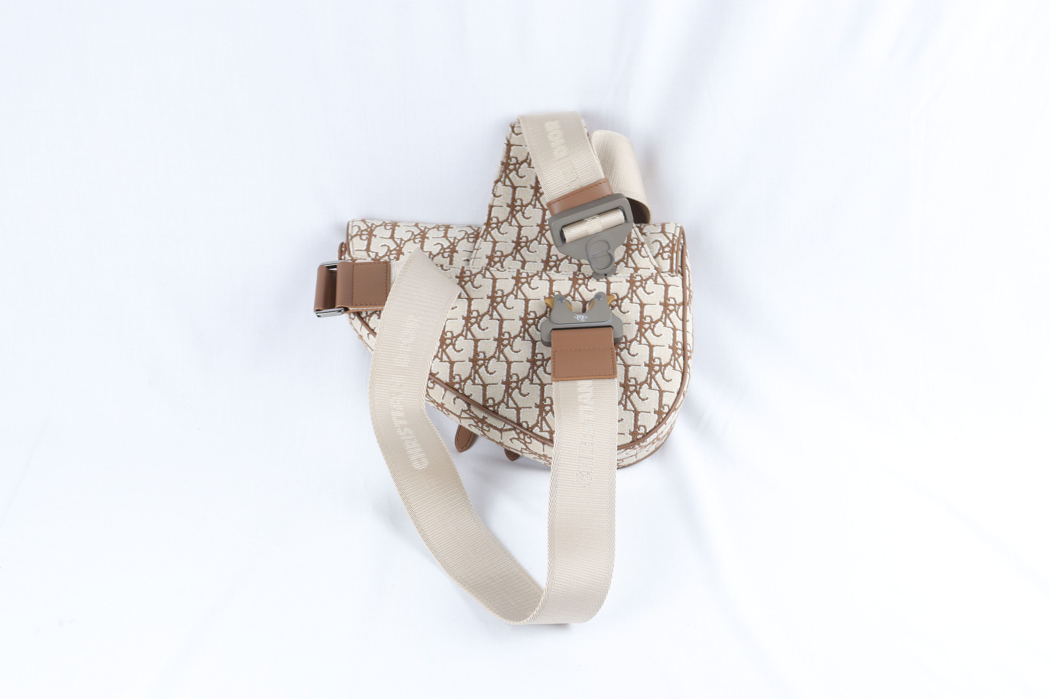 Dior o1rshd11223 Dior x Cactus Jack Oblique Jacquard Saddle Bag Size ONE SIZE - 6 Thumbnail