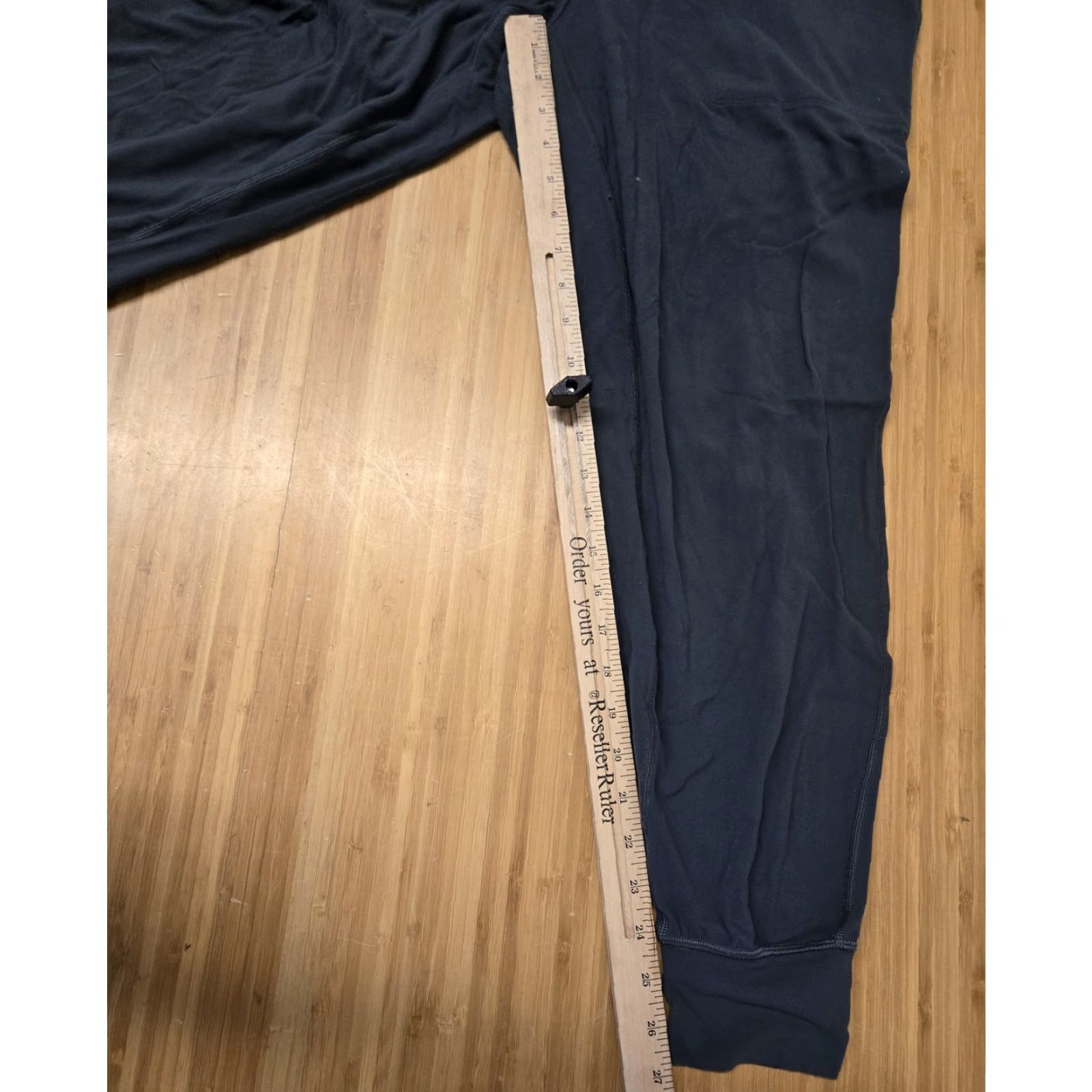 Lululemon Lululemon Pants Womens 12 Black Jogger Cuffed Ankle Pockets Logo Athleisure Size 34" / US 12 / IT 48 - 7 Thumbnail