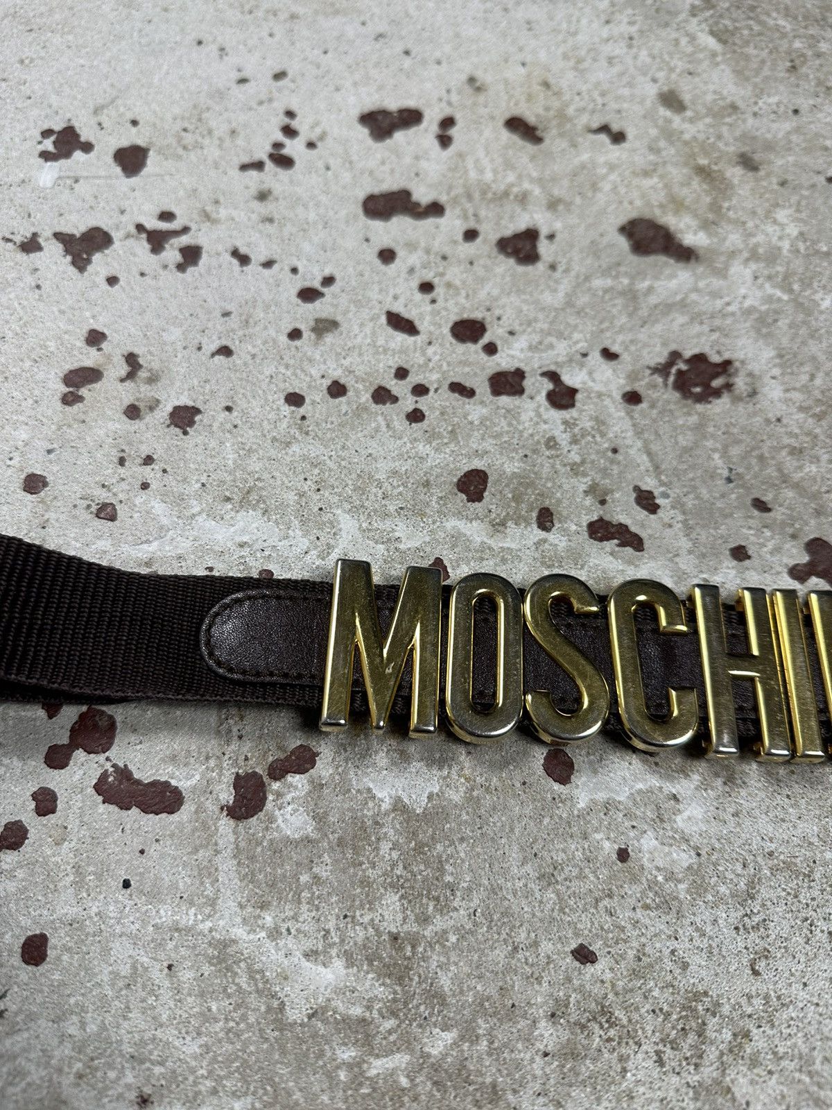 Moschino Vintage Moschino Spellout Brown Belt Size ONE SIZE - 2 Thumbnail