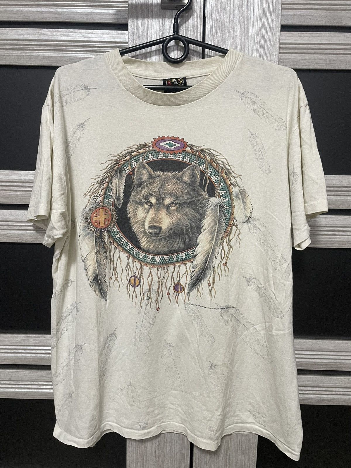 Vintage Vintage 1993 3D Emblem Made in USA Wolf Animal Tee All Over Size US L / EU 52-54 / 3 - 1 Thumbnail