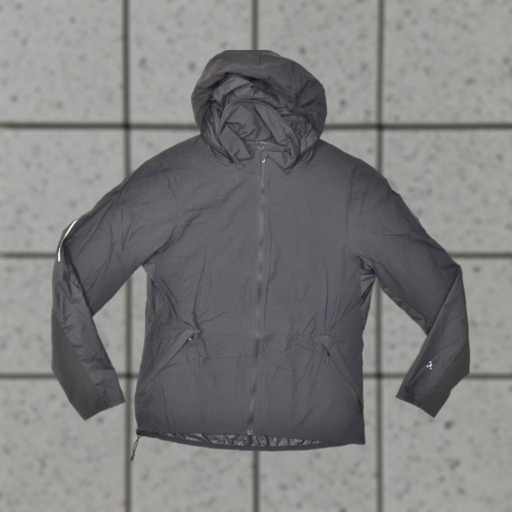 Lululemon Lululemon Jacket Mens Full Zip Hooded Windbreaker Black L Size US L / EU 52-54 / 3 - 1 Thumbnail