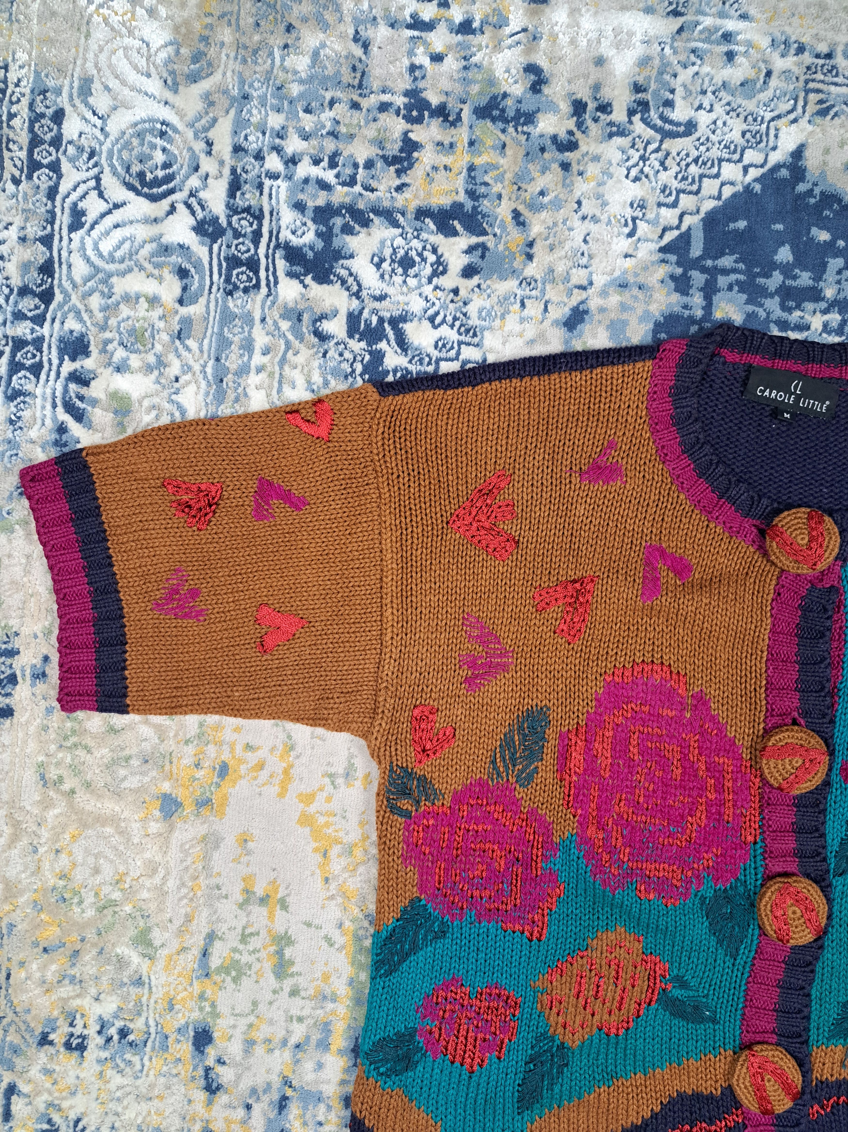 Japanese Brand Avant Garde Short Sleeve Cardigan Heavy Sweater Big Buttons Size L / US 10 / IT 46 - 2 Thumbnail