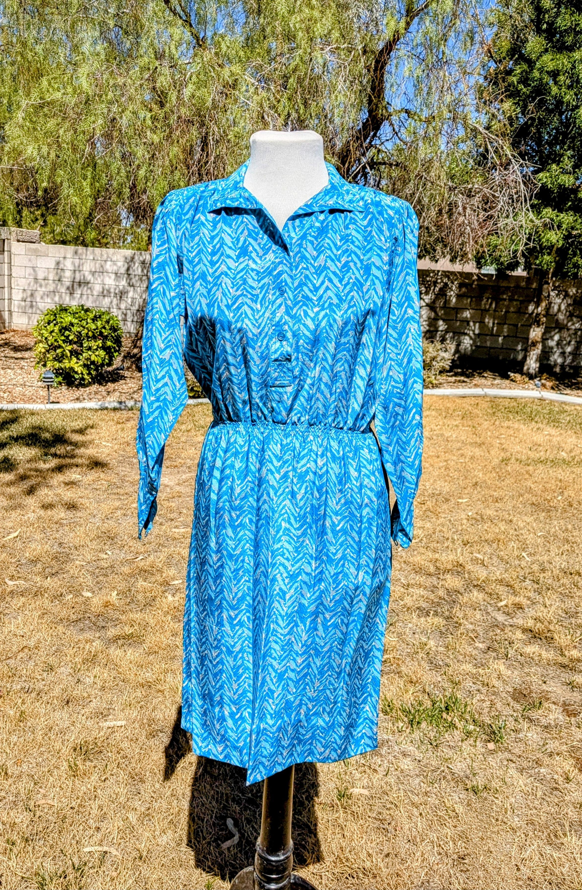 Vintage Tyfoon Int. Inc Chevron Petite Fit & Flare Blouson Dress EUC Size S / US 4 / IT 40 - 1 Thumbnail