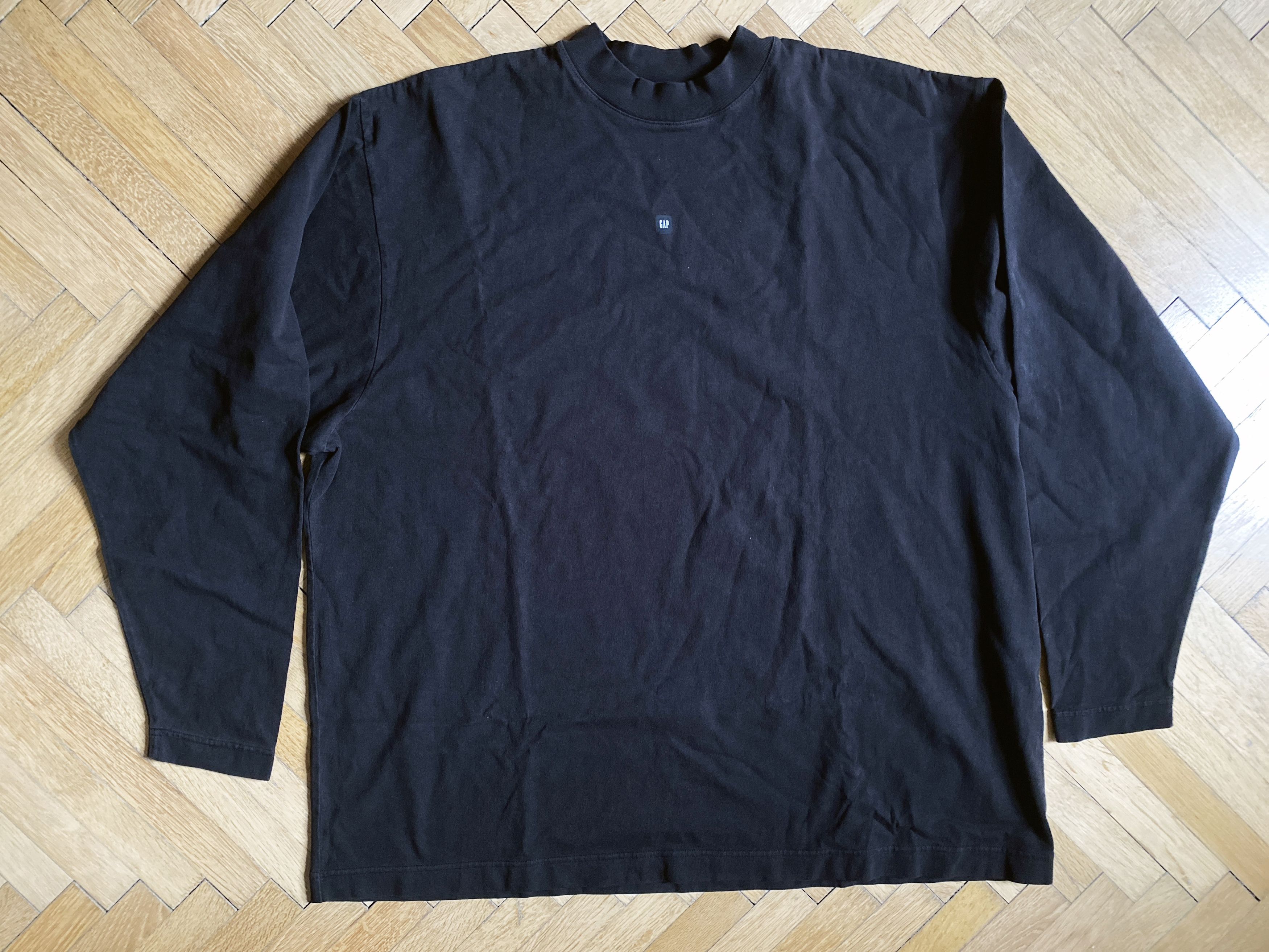 Balenciaga × Gap × Yeezy Yeezy x GAP x Balenciaga Long Sleeve (L) Size US M / EU 48-50 / 2 - 1 Thumbnail
