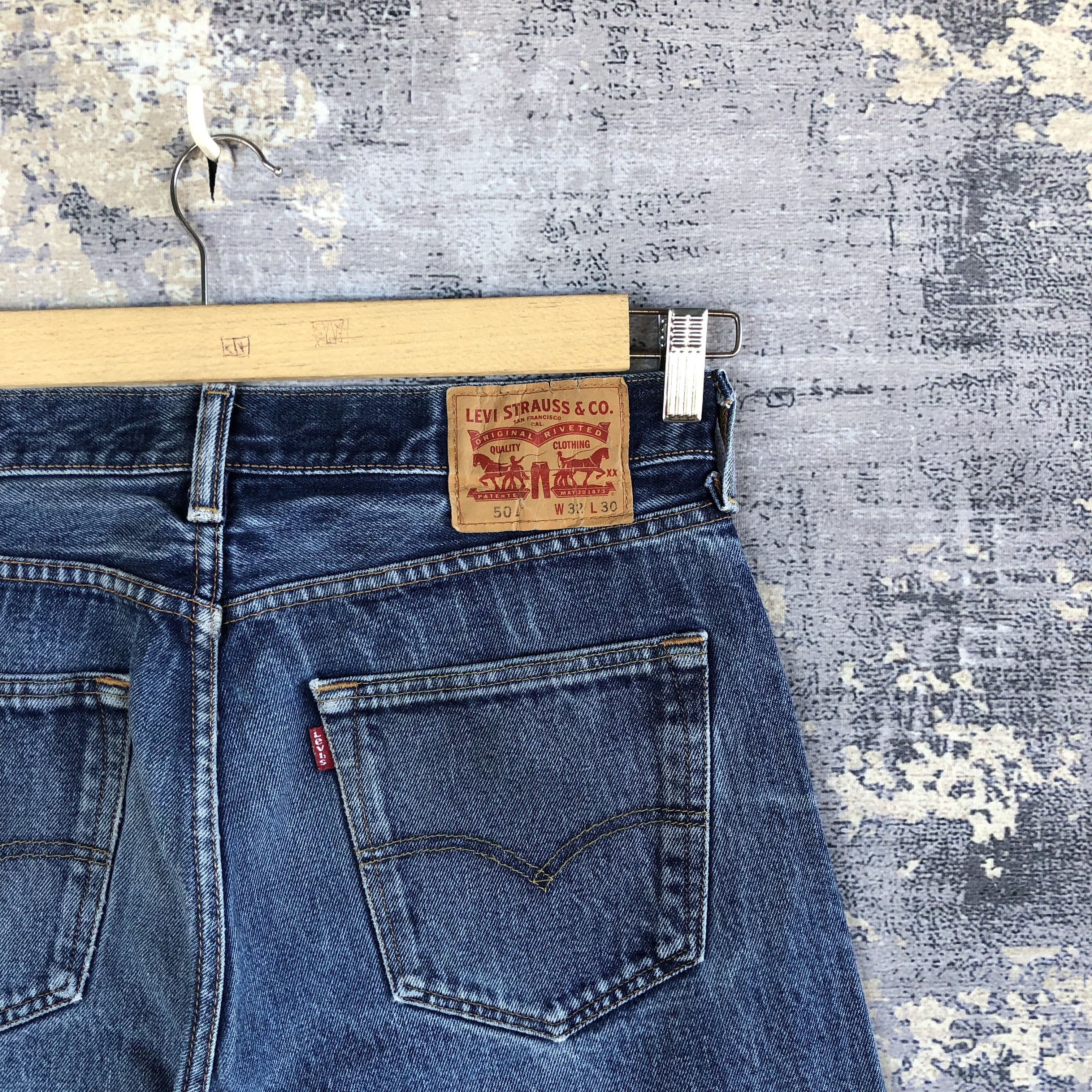 Levi's Vintage Y2K Levis 501 Faded Jeans Levi's Distressed Denim Size US 32 / EU 48 - 5 Thumbnail