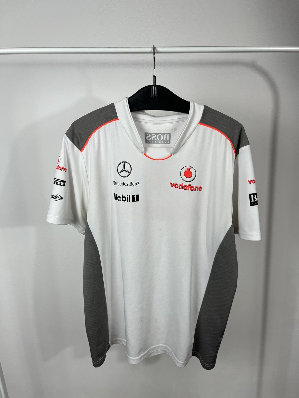 Mercedes-Benz Hugo Boss McLaren Mercedes Vodafone F1 Team Shirt Racing Tee Size US L / EU 52-54 / 3 - 2 Thumbnail
