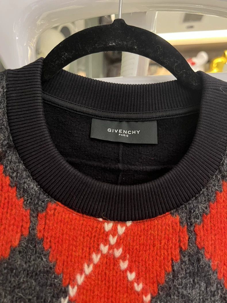 Givenchy Givenchy Wool sweater and sweatshirt Size US S / EU 44-46 / 1 - 3 Thumbnail