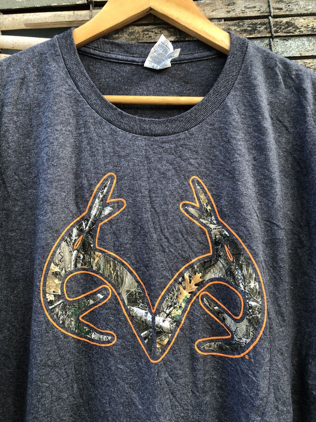 Realtree × Vintage Vintage Y2K Delta Realtree EDGE Tshirt Size US XXL / EU 58 / 5 - 2 Thumbnail