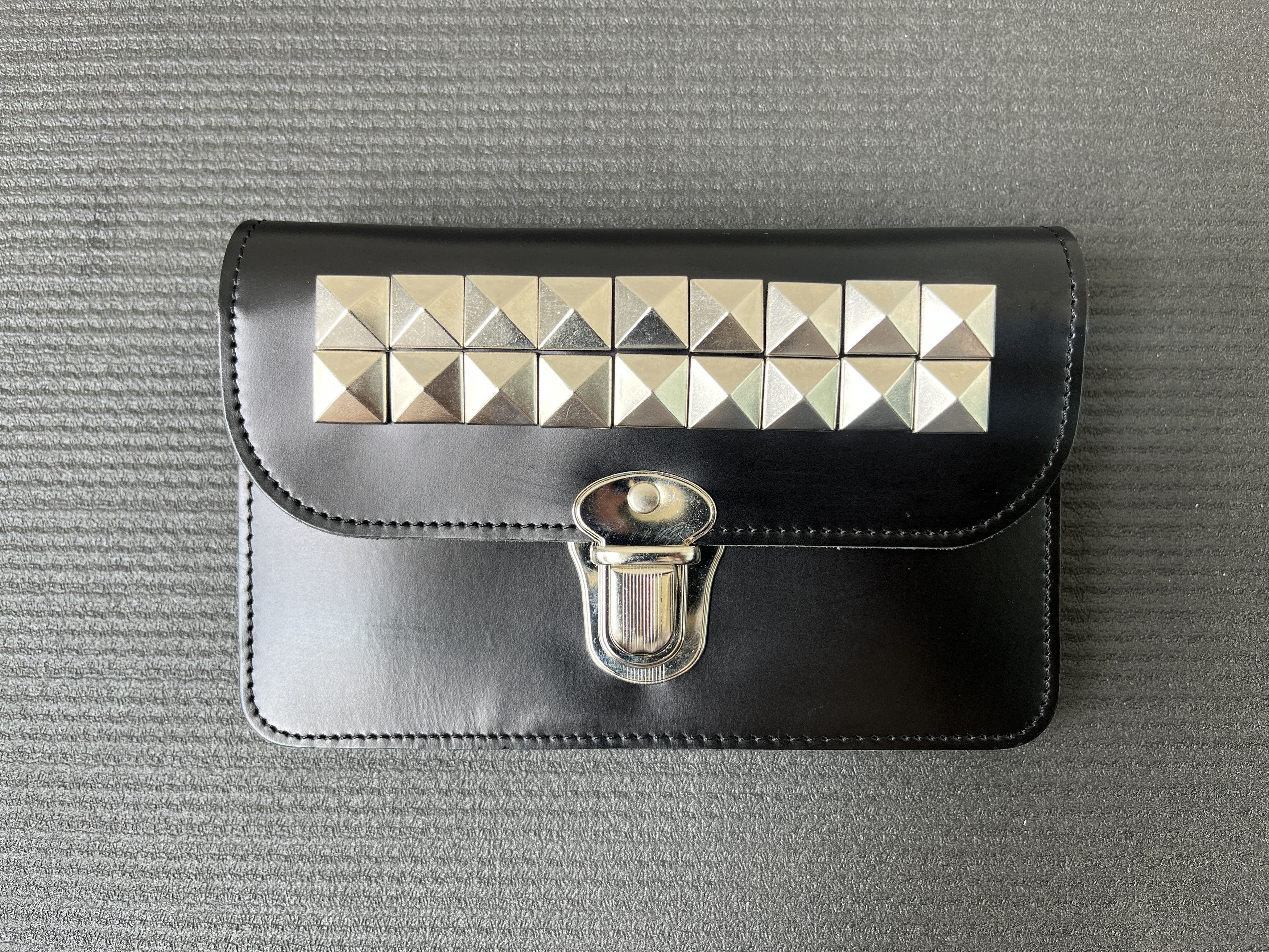 Comme des Garcons Comme des Garcons Studded Leather Clutch Wallet Size ONE SIZE - 1 Thumbnail