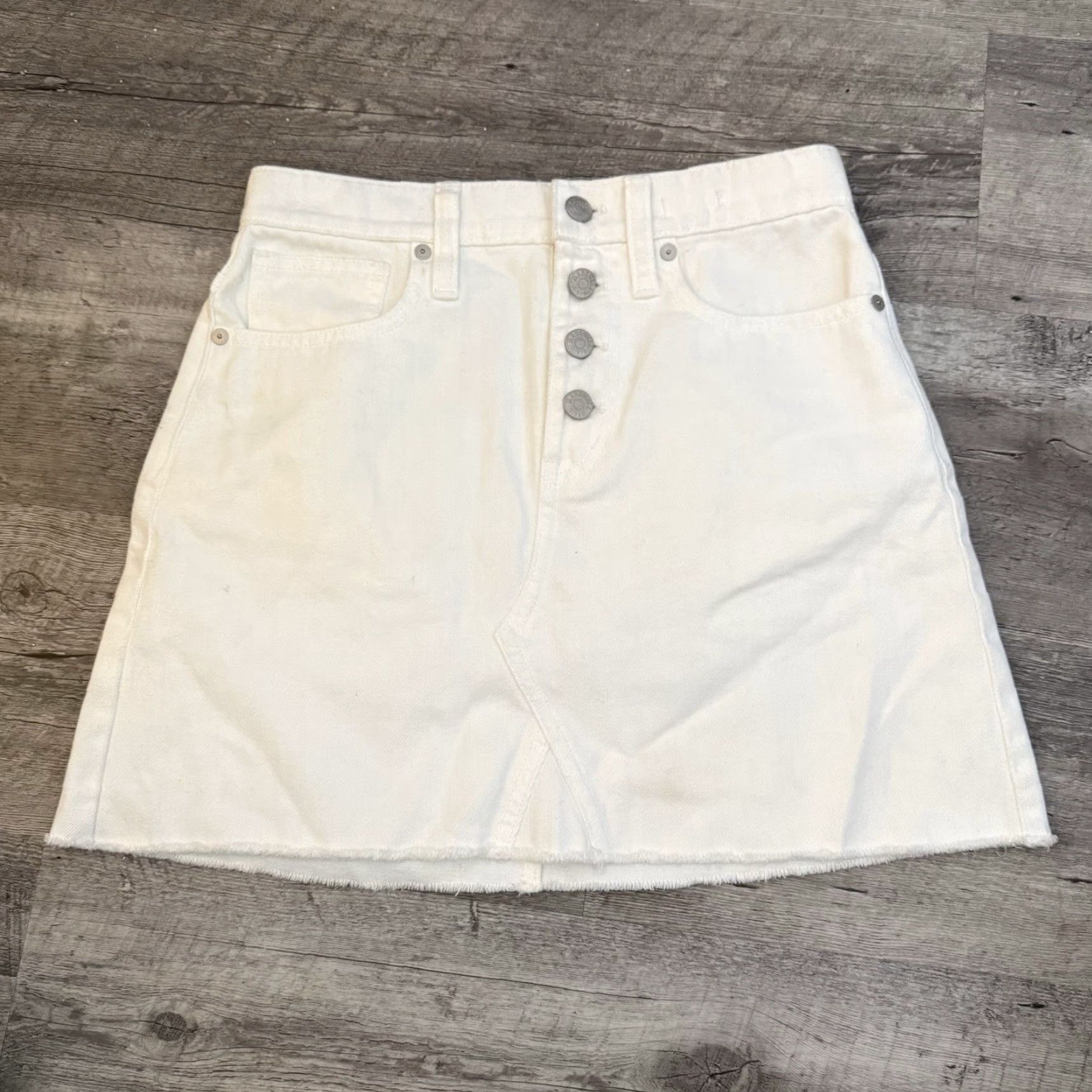 Madewell Madewell Rigid Denim Mini Skirt Womens Sz 25 Off-White Button Front A-Line Skirt Size 42" / US 20 - 5 Thumbnail