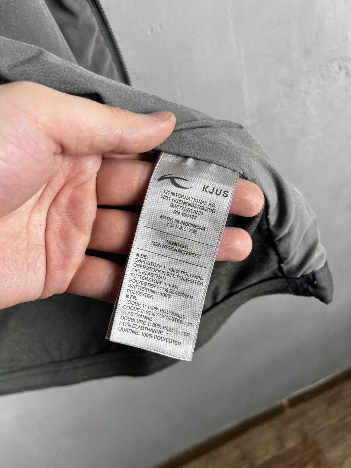 KJUS Kjus vest outdoor mens size m Size US M / EU 48-50 / 2 - 10 Thumbnail