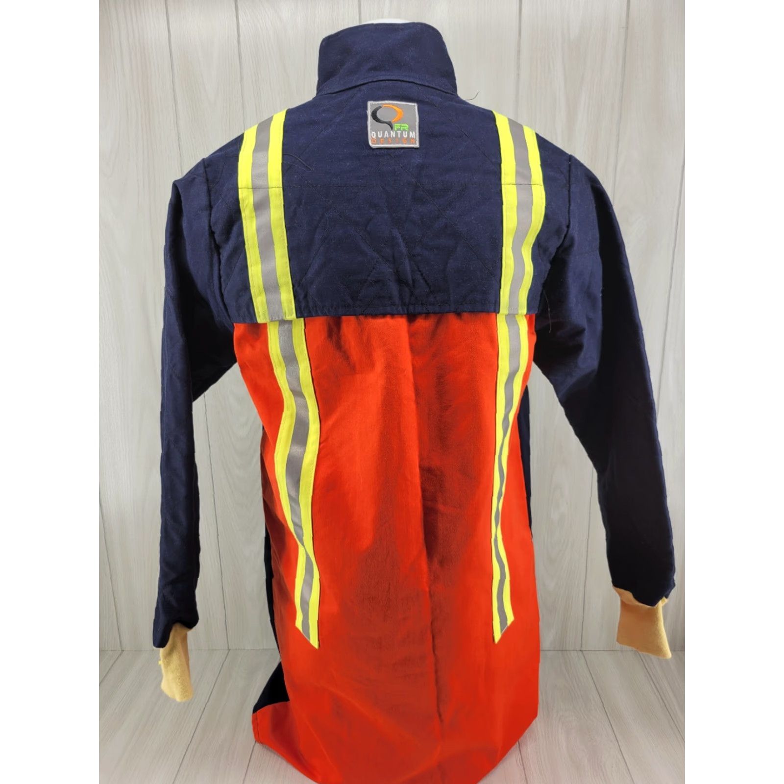 4SDESIGNS VINTAGE Quantum Designs Work Jacket Mens M Blue Reflective Flame Resistant Size US M / EU 48-50 / 2 - 5 Thumbnail