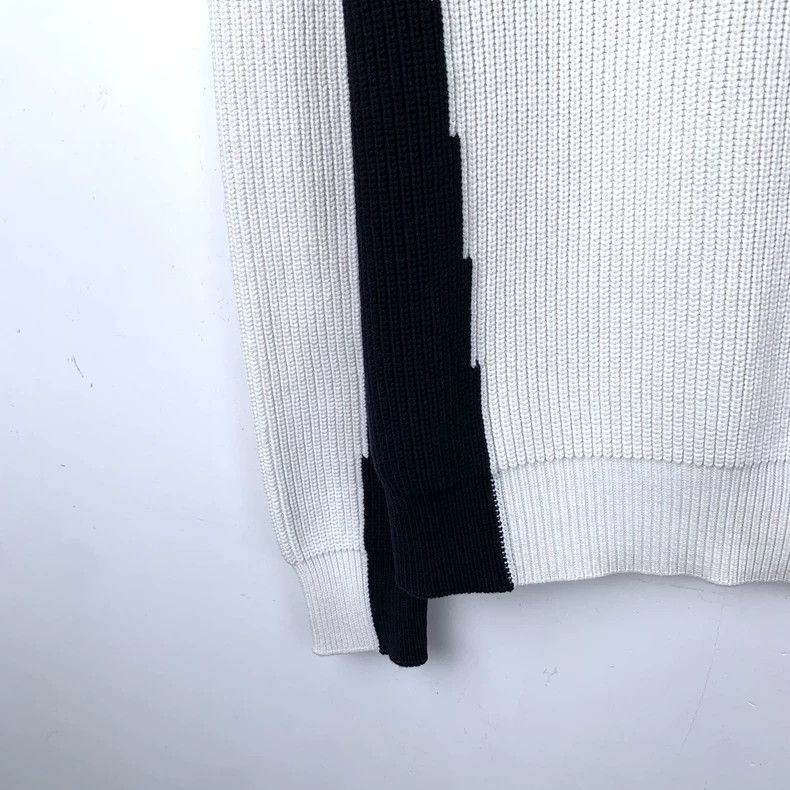 Louis Vuitton Louis Vuitton White logo embroidered semi-zippered cotton Size US S / EU 44-46 / 1 - 4 Thumbnail
