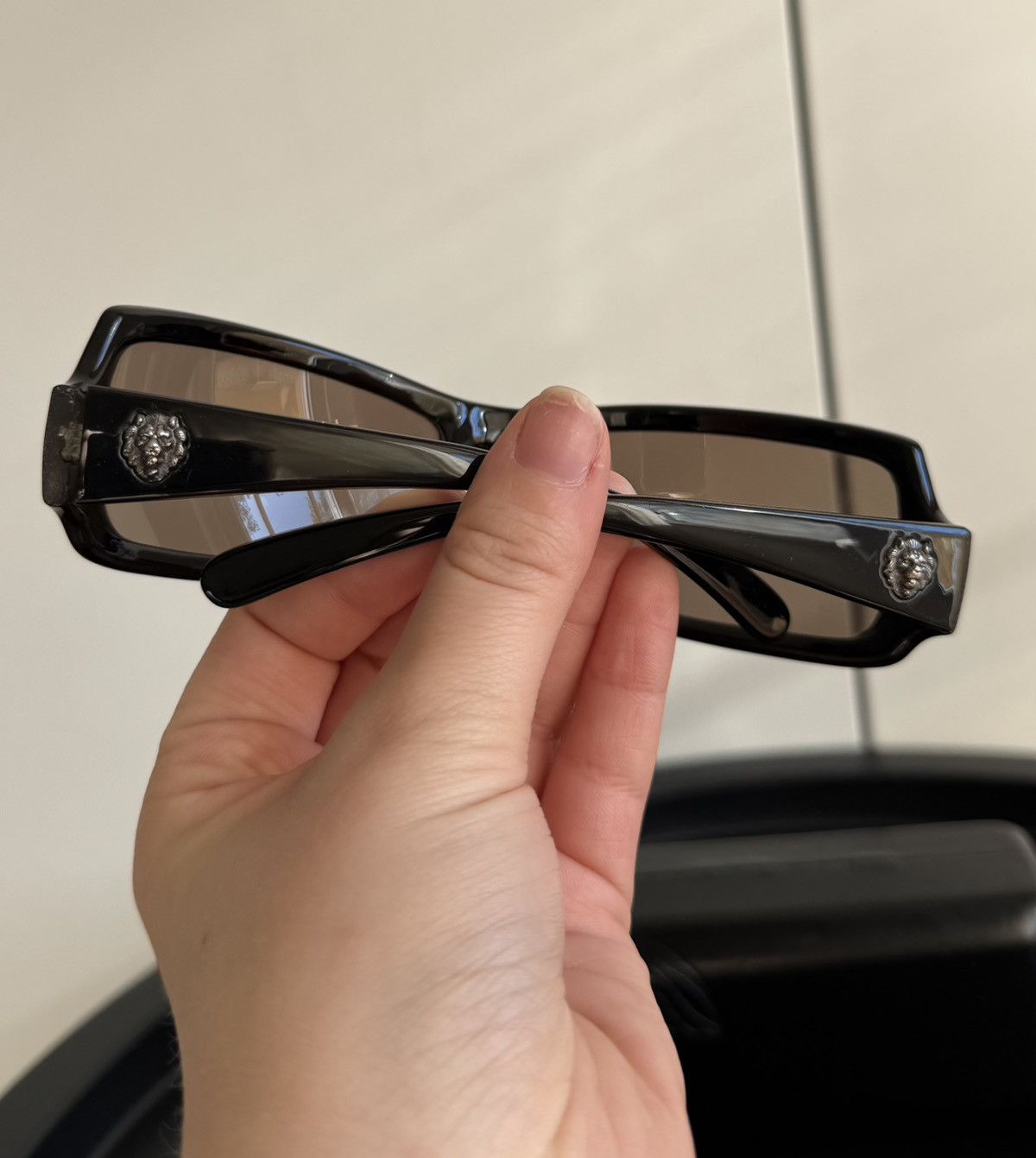 Versace Vintage Versace Versus brown sunglasses Size ONE SIZE - 5 Thumbnail
