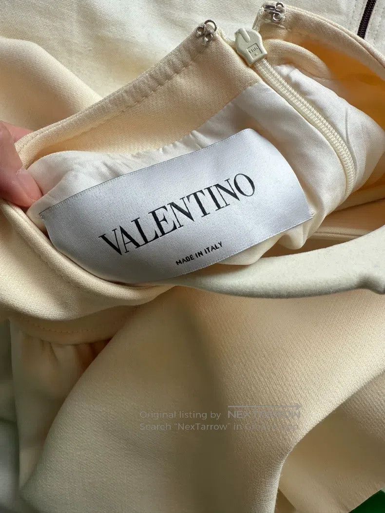 Valentino Valentino dress Size M / US 6-8 / IT 42-44 - 9 Thumbnail