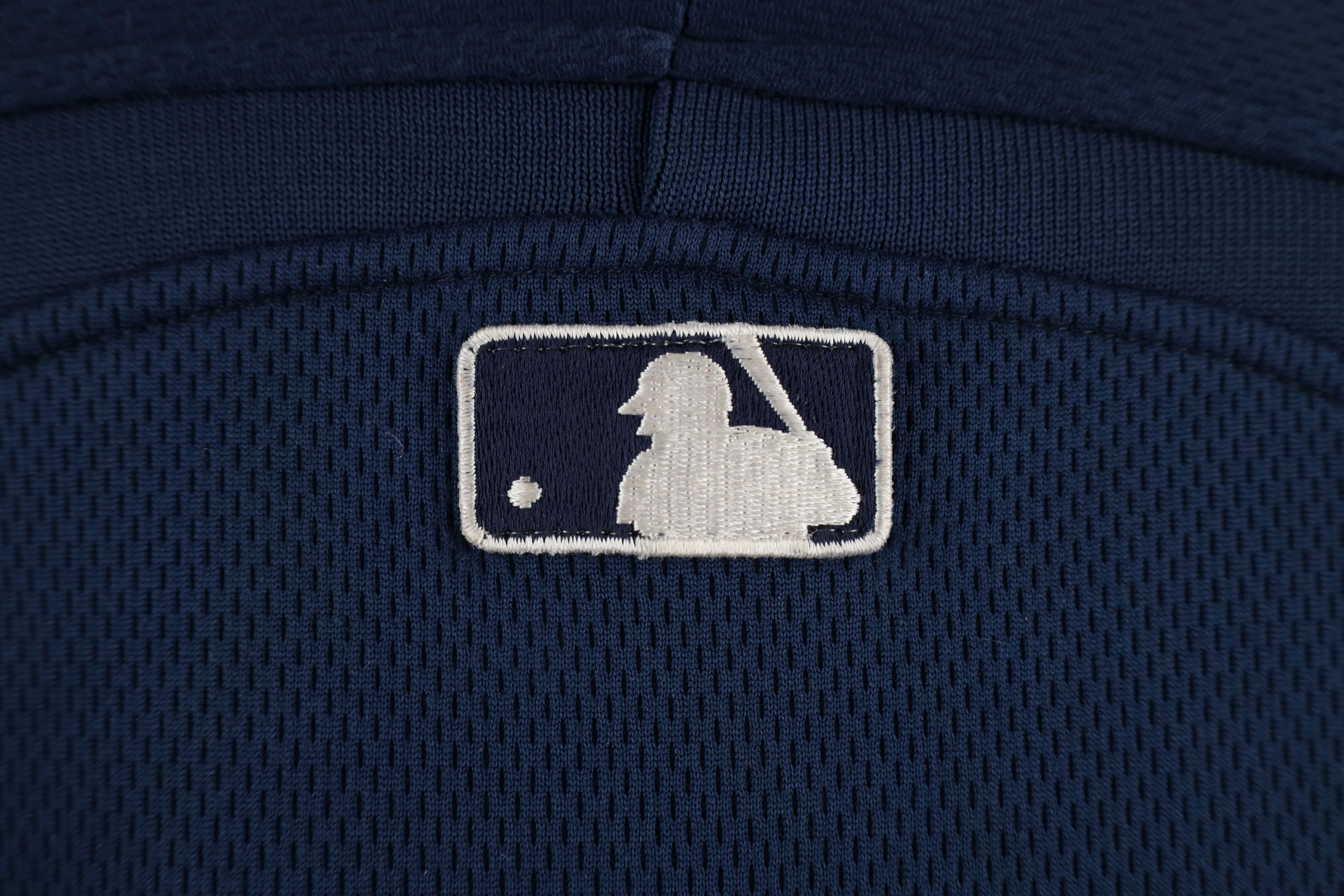 Majestic × Vintage Vintage Majestic Therma Base D Detroit Tigers Sweatshirt Size US L / EU 52-54 / 3 - 12 Thumbnail