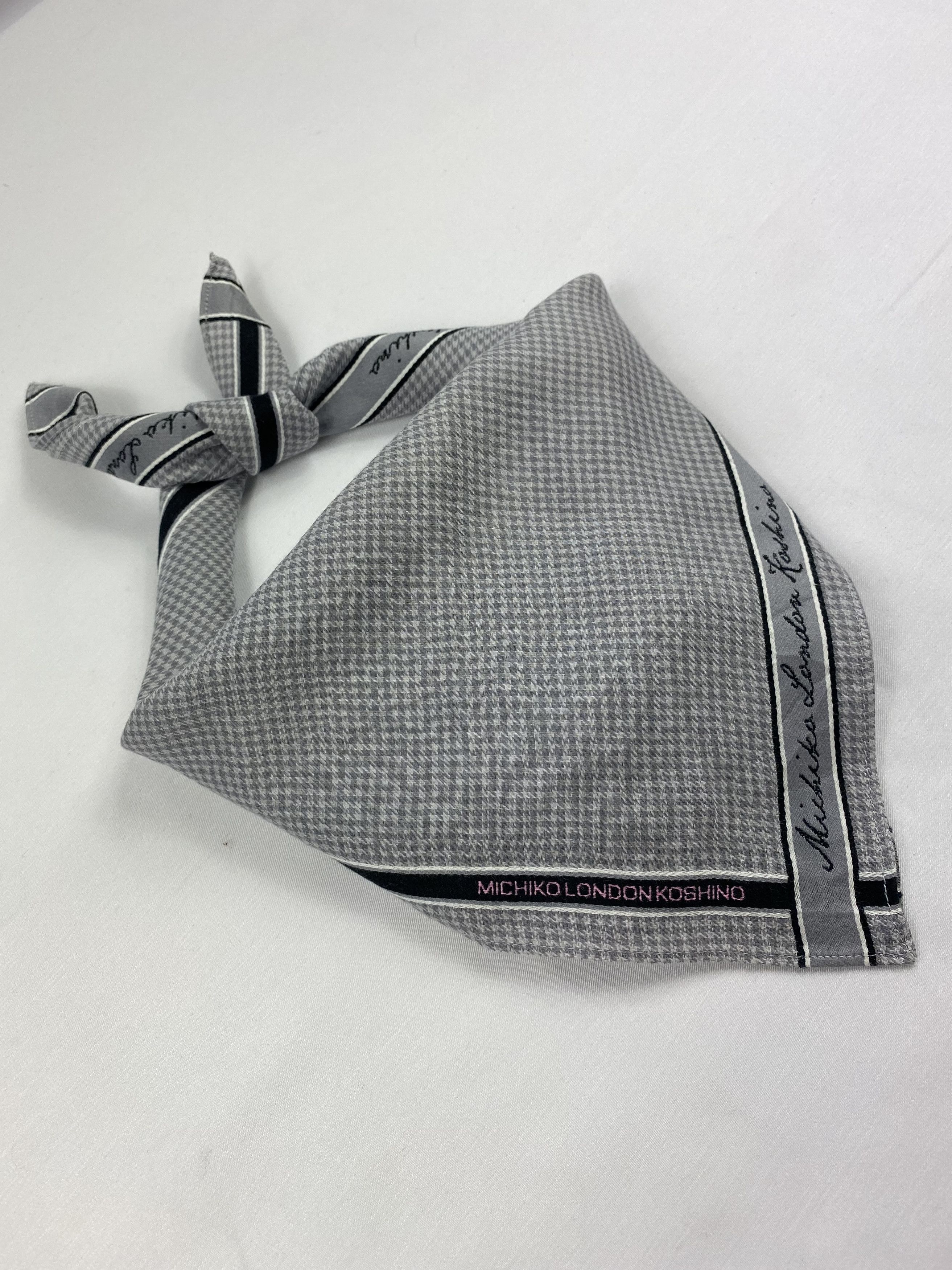 Japanese Brand × Michiko Koshino London × Vintage Michiko Koshino London Handkerchief / Bandana / Neckerchief Size ONE SIZE - 2 Thumbnail