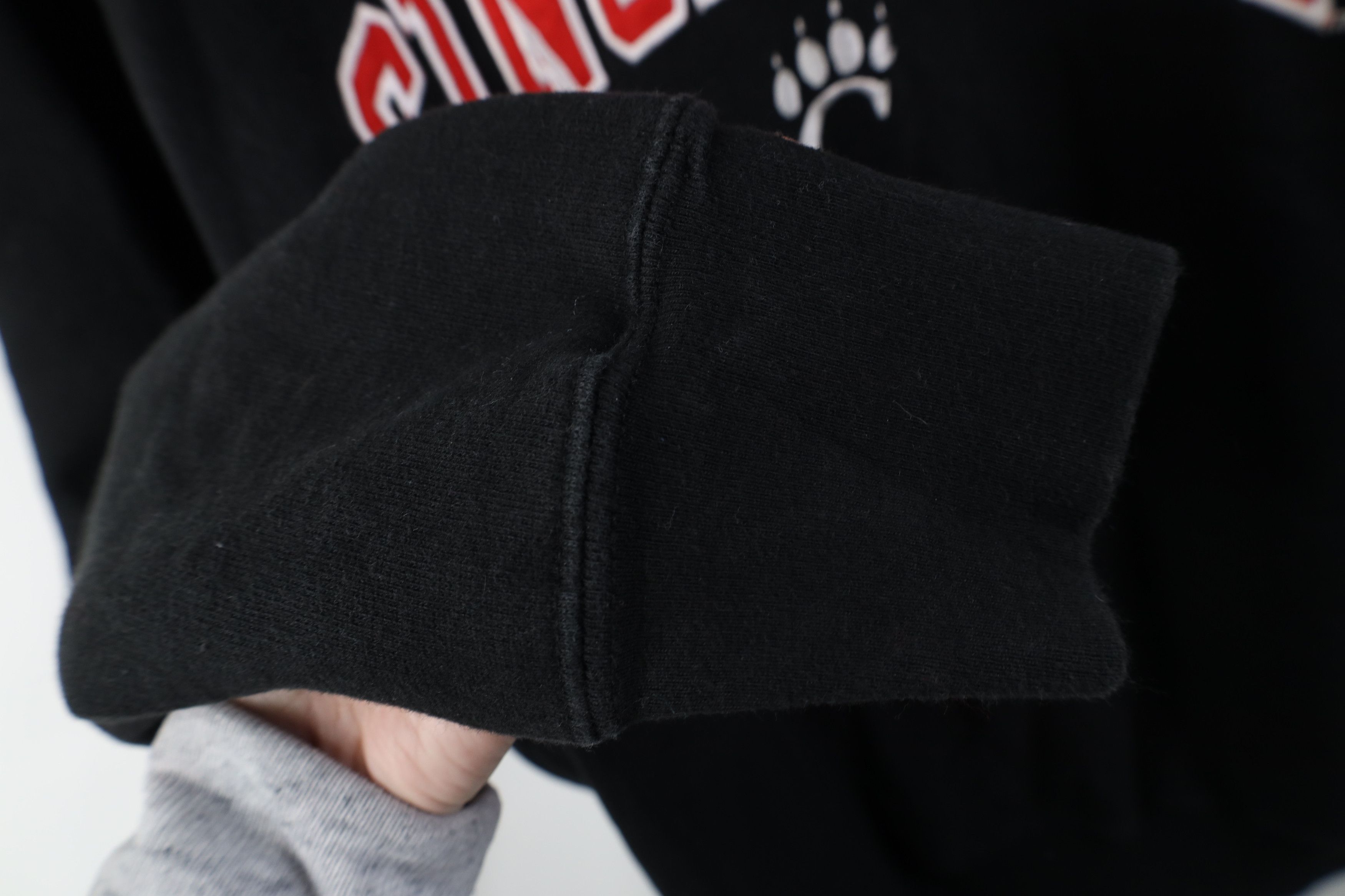 Vintage Vintage 90s University of Cincinnati Crewneck Sweatshirt Size US XL / EU 56 / 4 - 8 Thumbnail