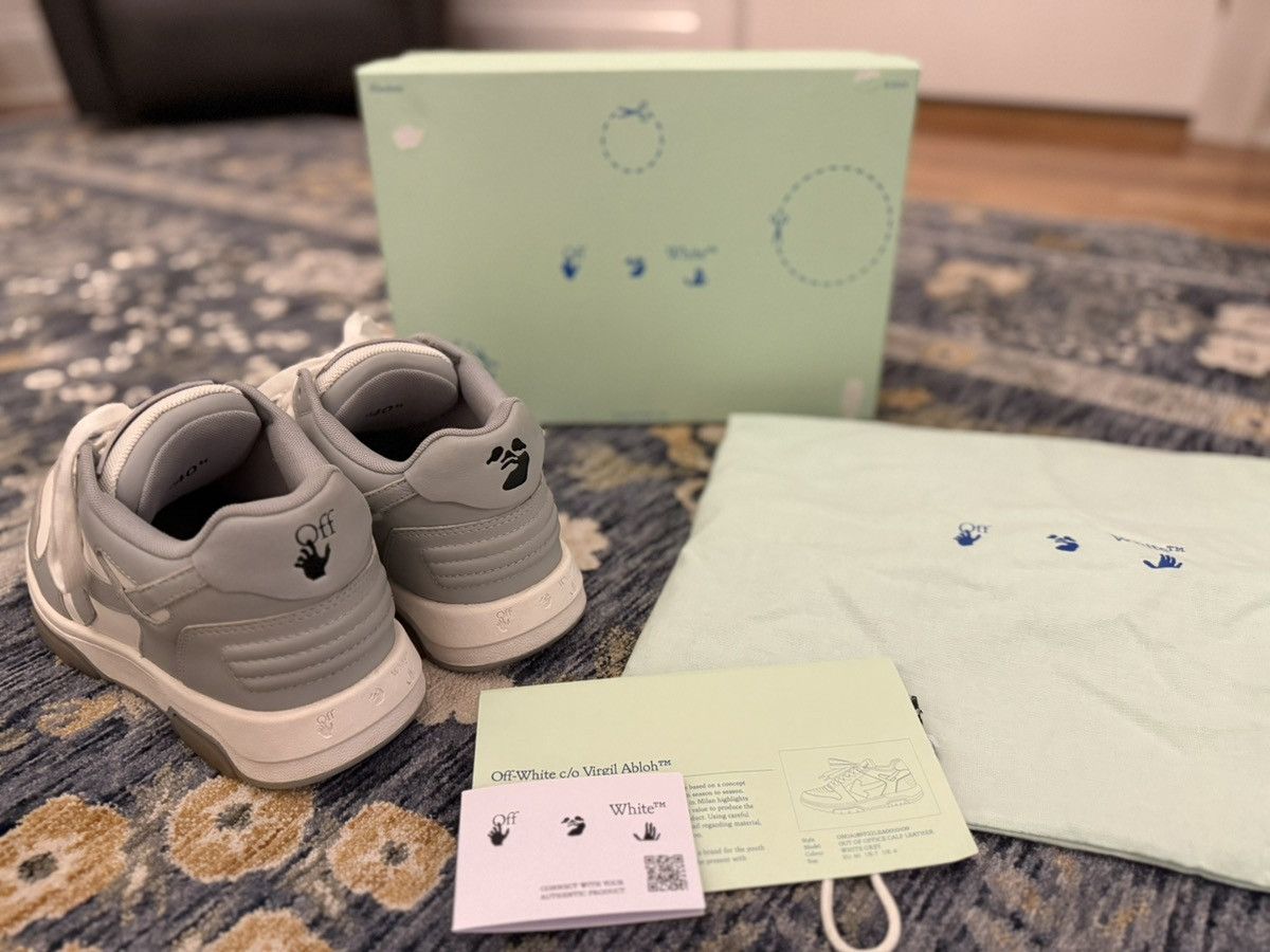 Off-White Off-white out of office Size US 8.5 / IT 38.5 - 10 Thumbnail