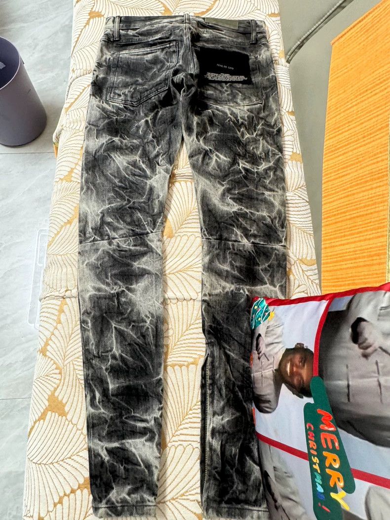 Fear of God Fear of God Black water ripples Size US 29 - 2 Thumbnail