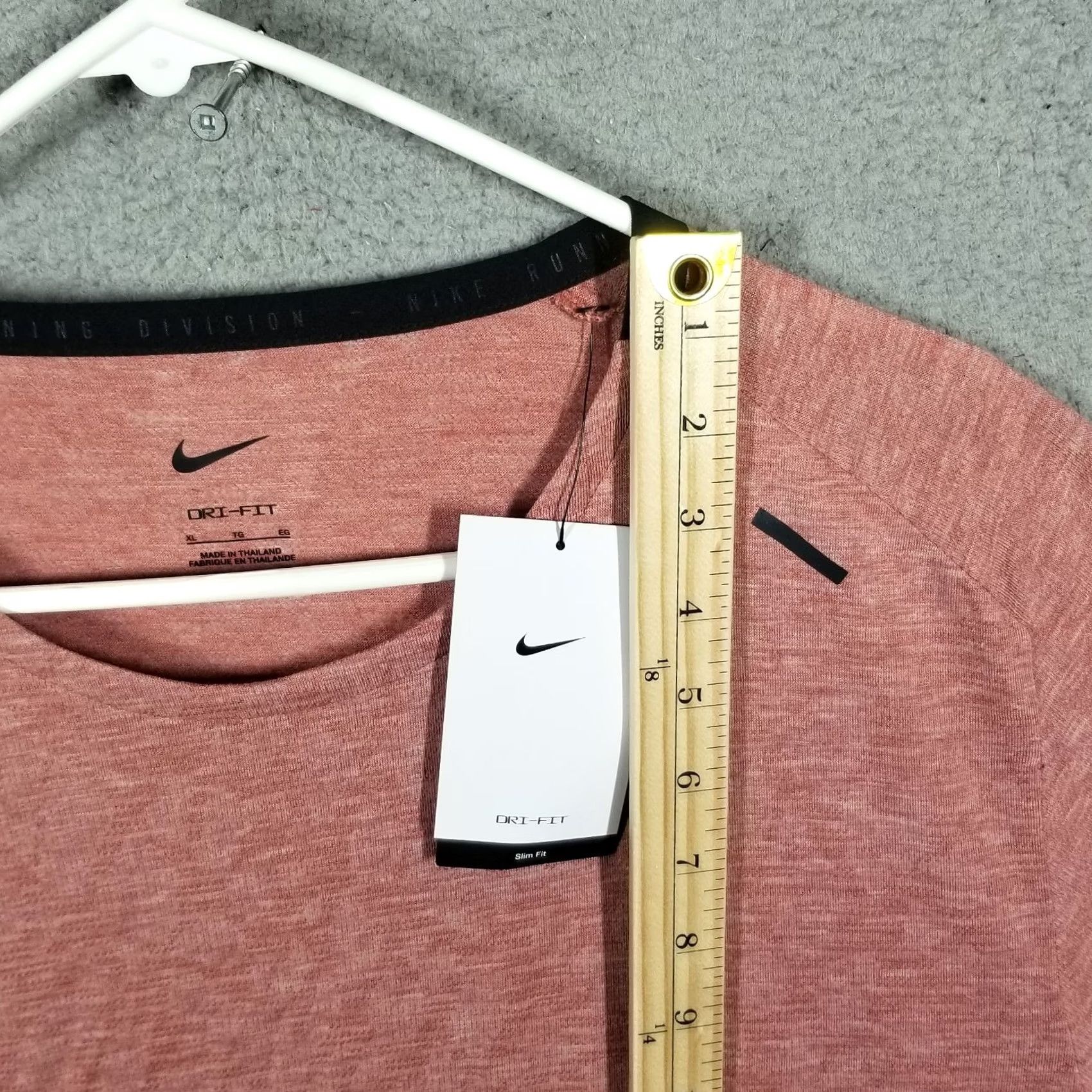 Nike NIKE DRI-FIT PINNACLE SHIRT XL Men Short Sleeve Running division T-Shirt Pink Size US XL / EU 56 / 4 - 5 Thumbnail