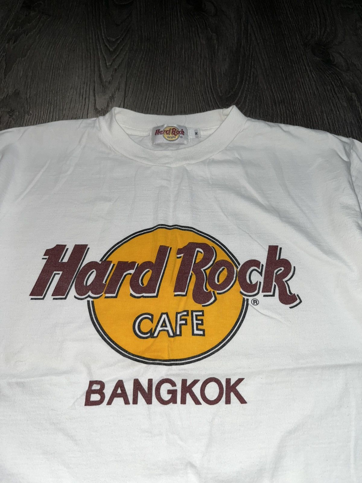 Hard Rock Cafe Vintage 90s Hard Rock Cafe Bangkok T-Shirt White Size M Size US M / EU 48-50 / 2 - 2 Thumbnail